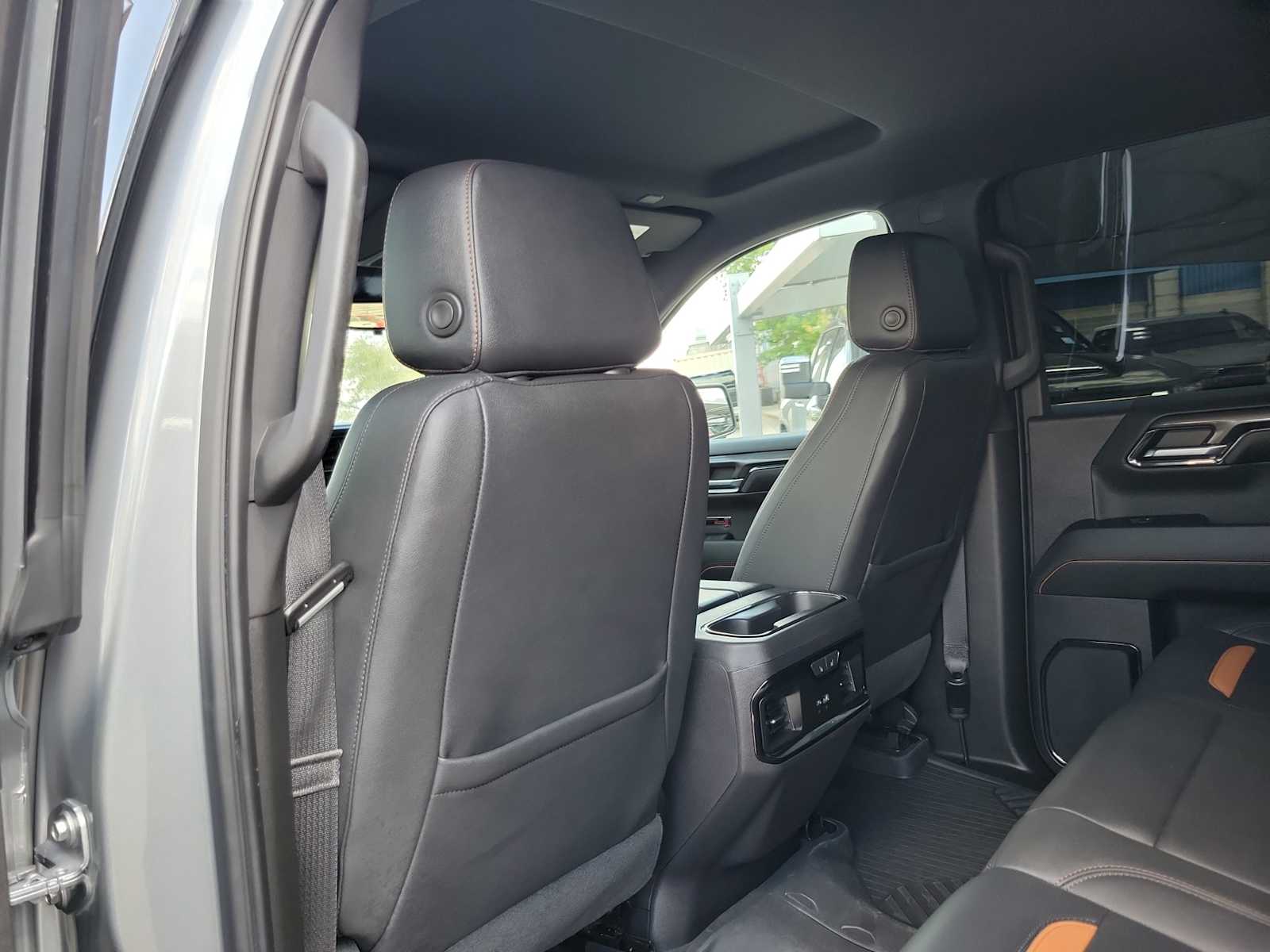 Thumbnail: 2024 GMC Sierra 1500 - 12