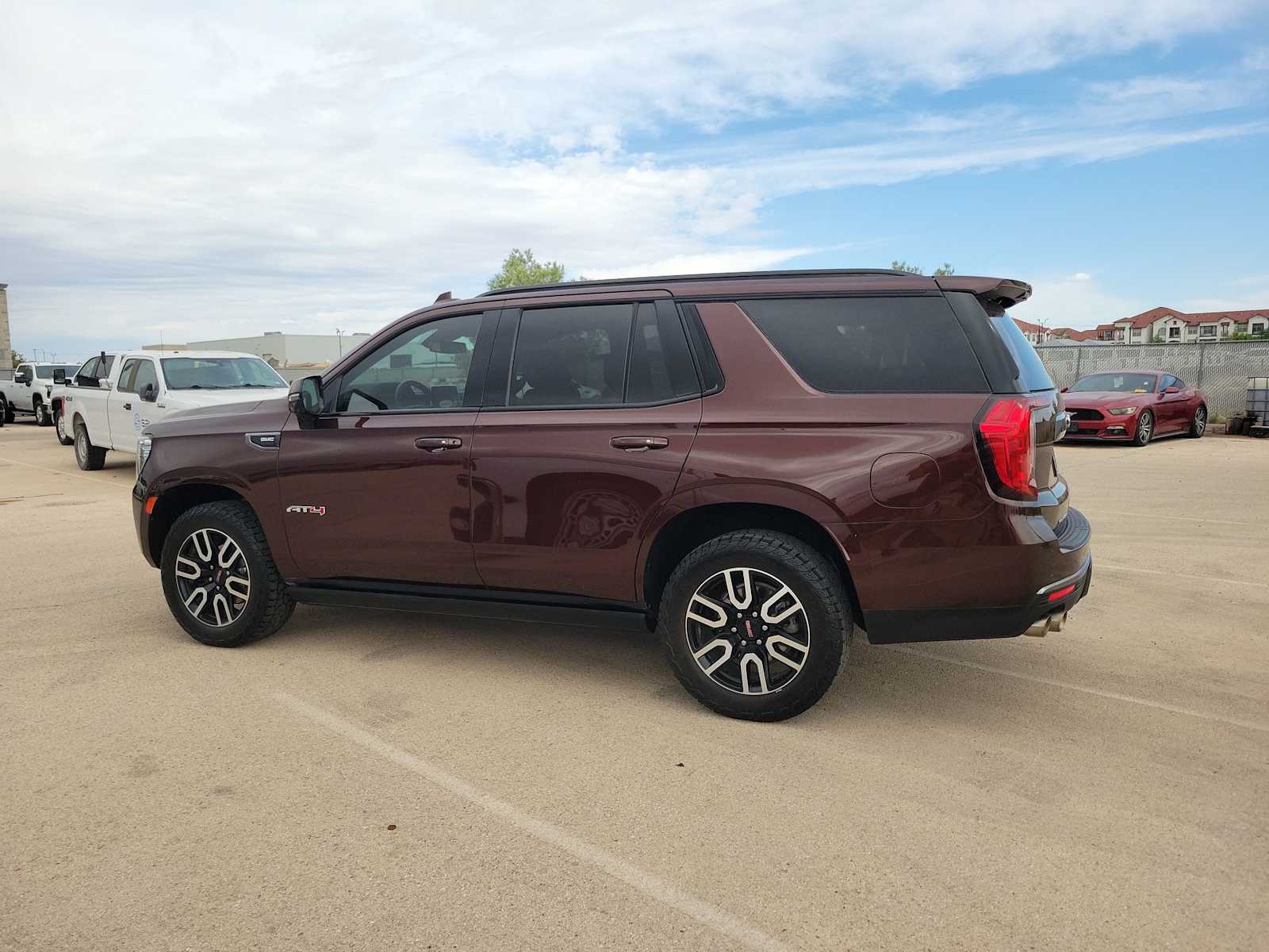 Thumbnail: 2023 GMC Yukon - 5