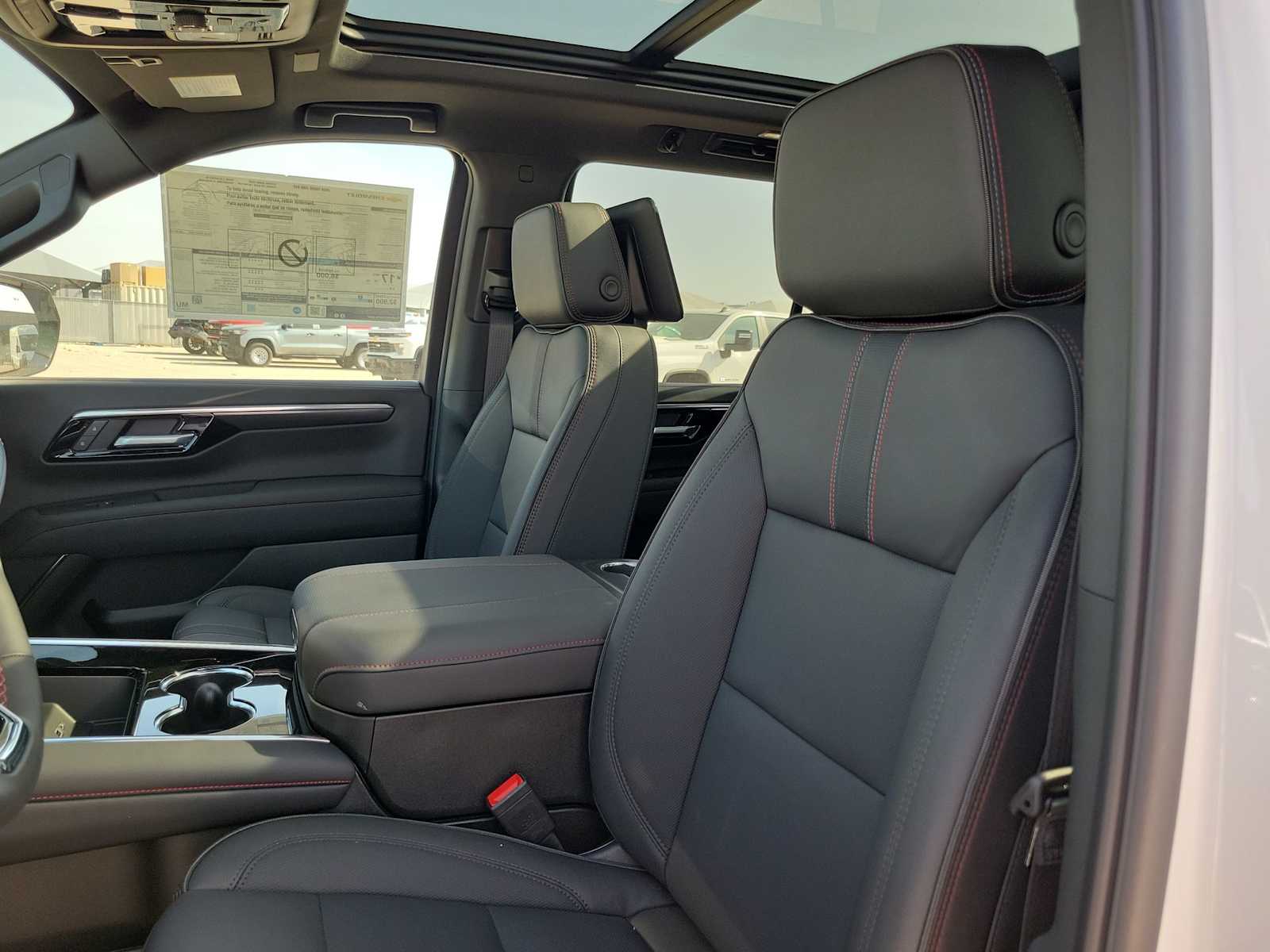 Thumbnail: 2026 Chevrolet Tahoe - 15