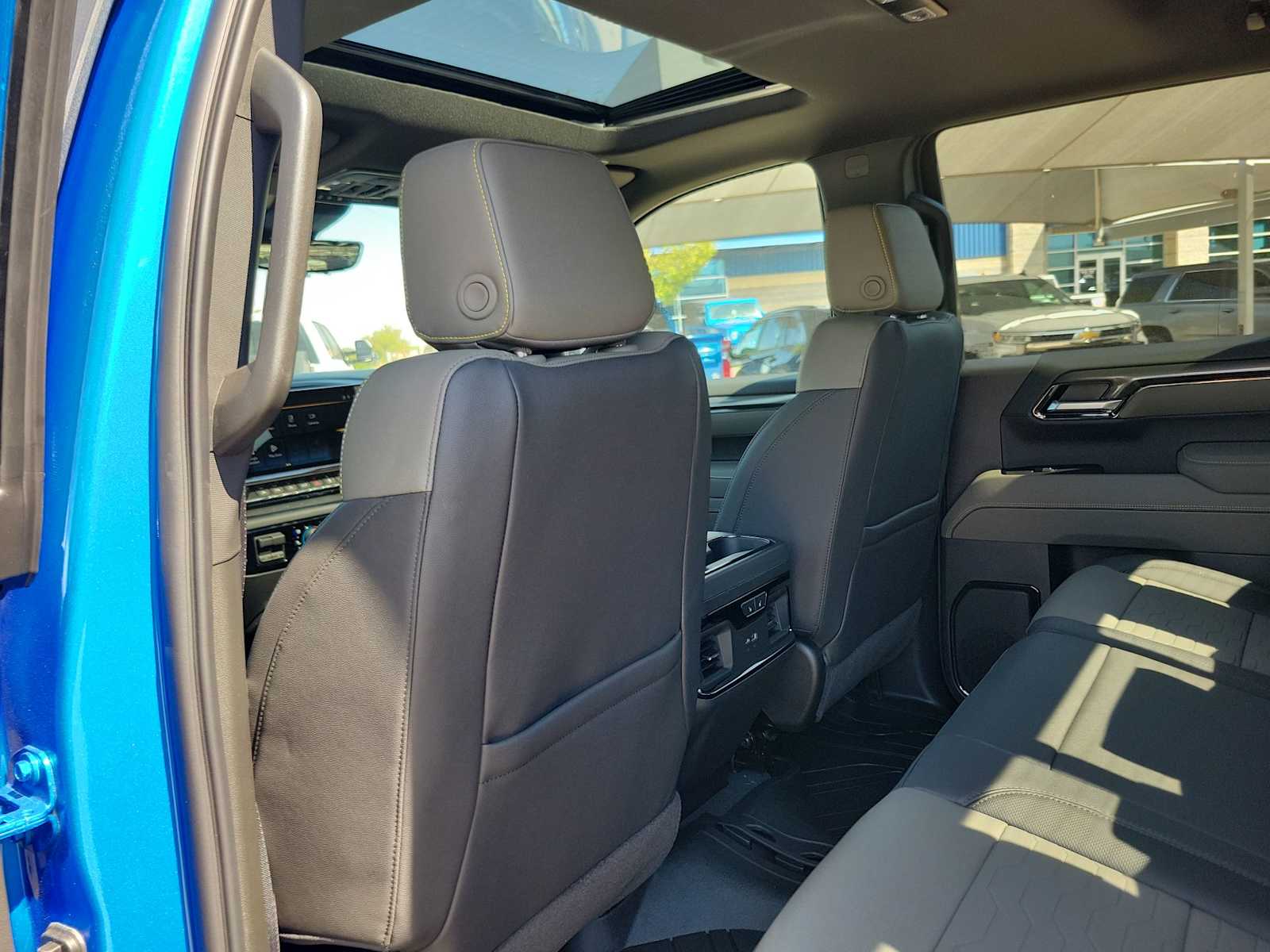 Thumbnail: 2026 Chevrolet Silverado 1500 - 12