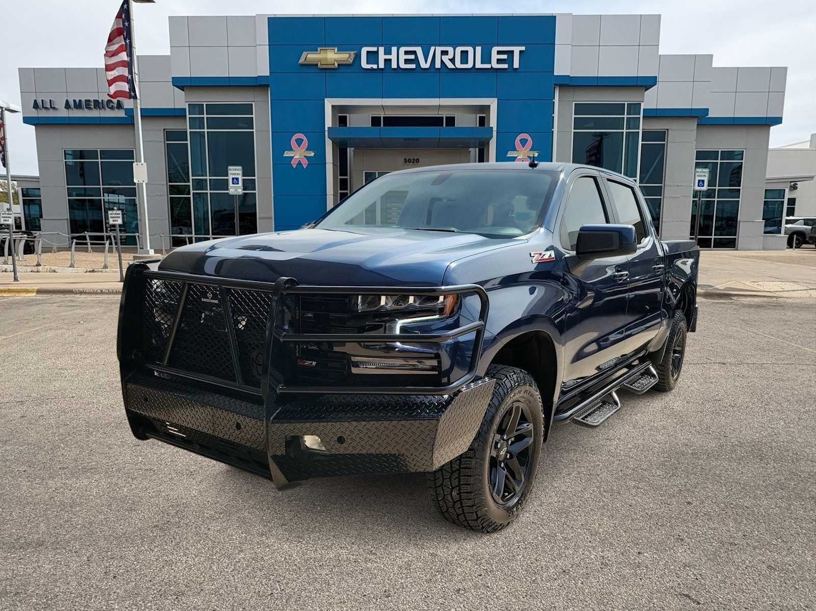 Thumbnail: 2021 Chevrolet Silverado 1500 - 1