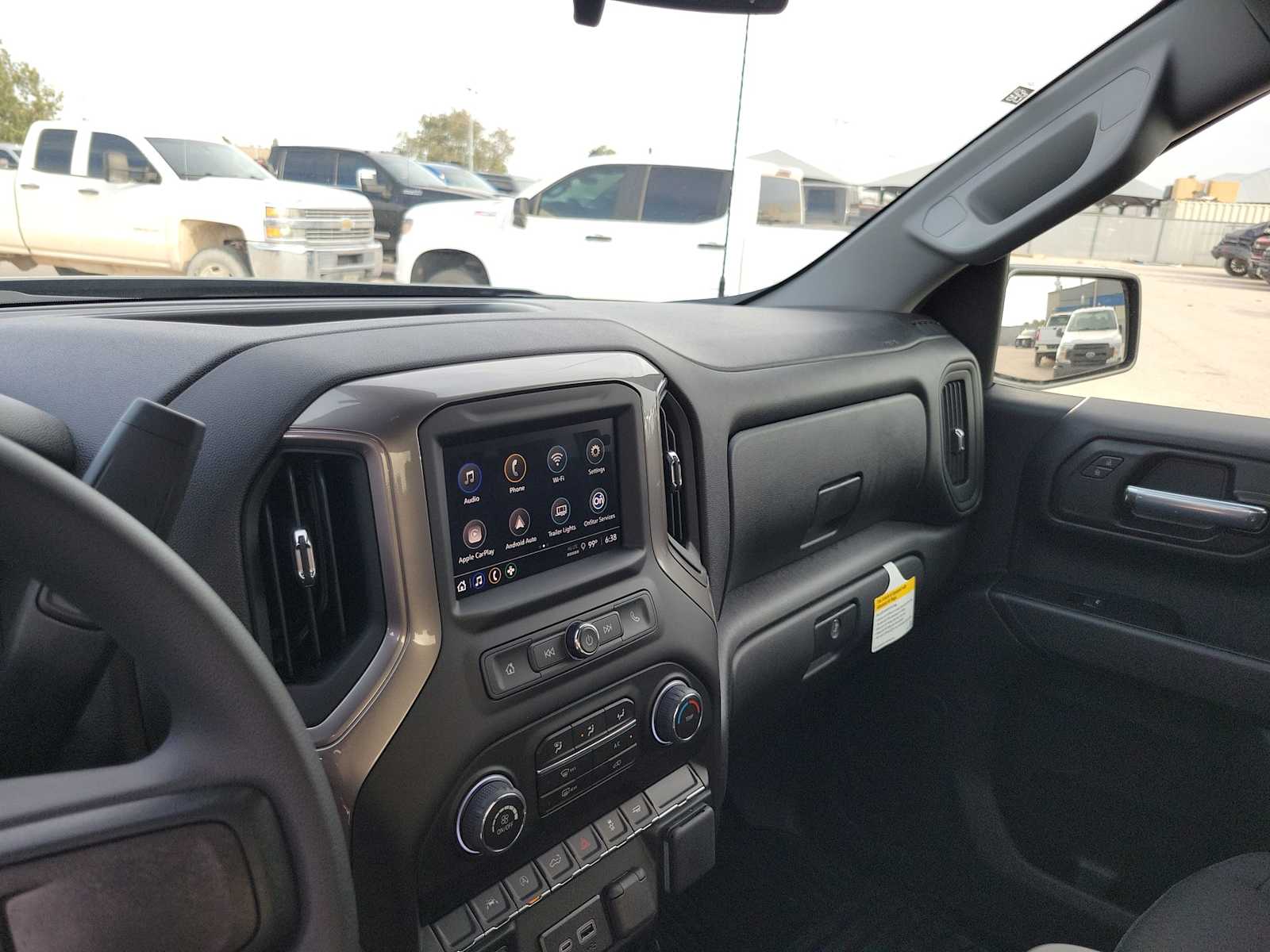 Thumbnail: 2026 Chevrolet Silverado 1500 - 24