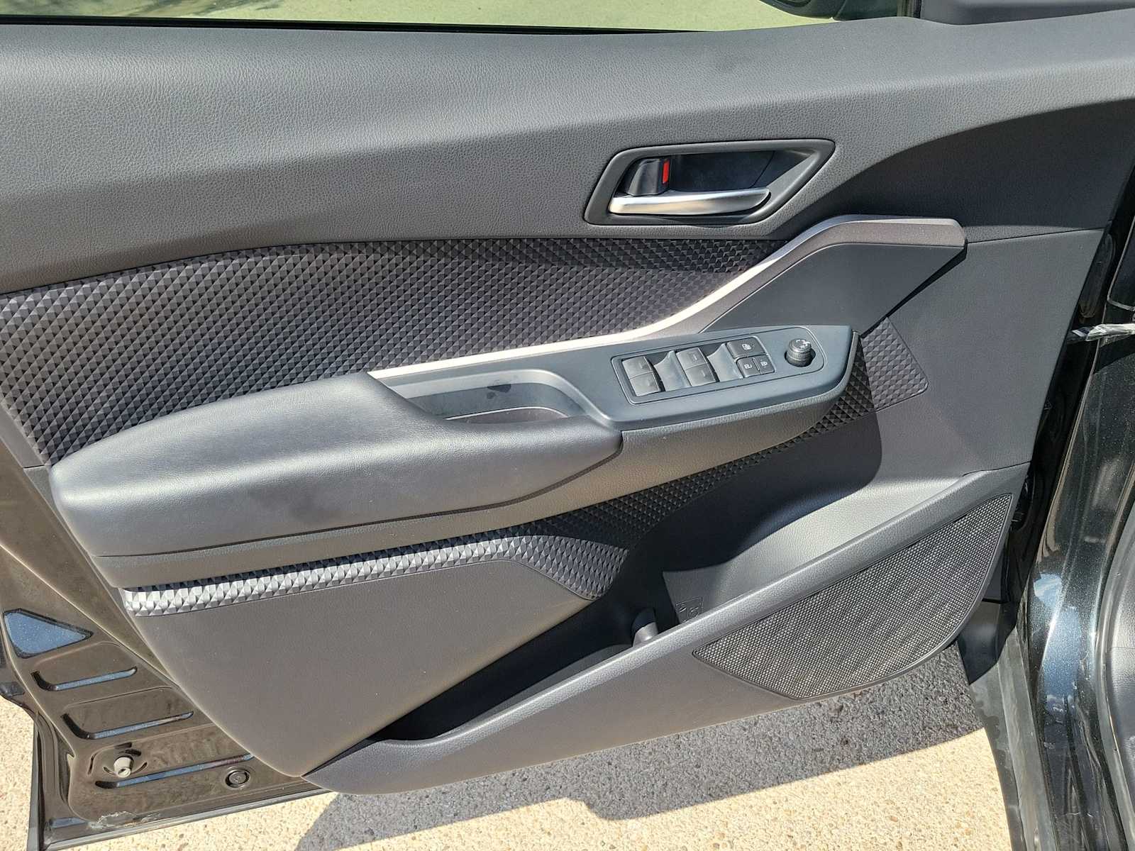 Thumbnail: 2020 Toyota C-HR - 14