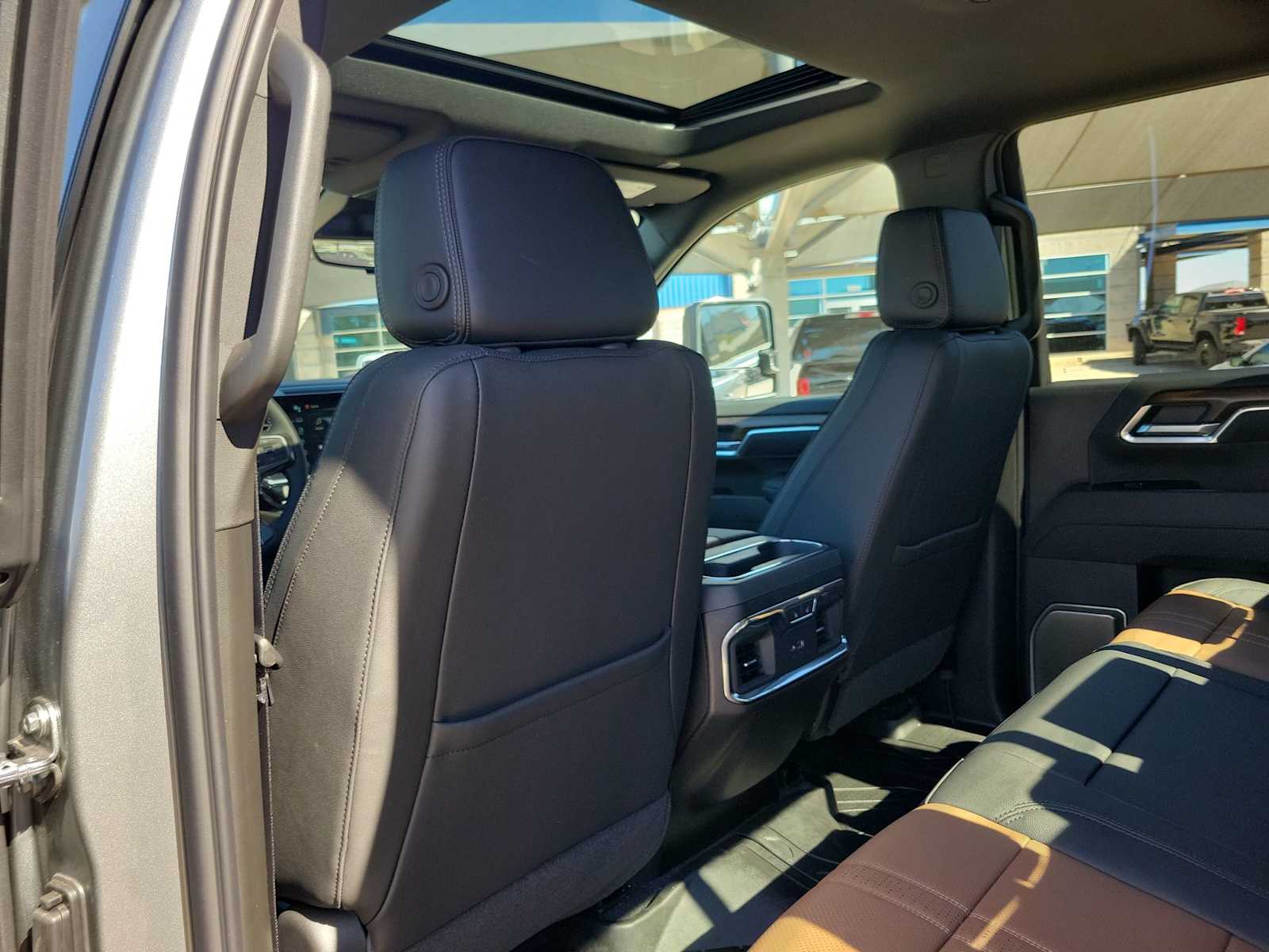 Thumbnail: 2026 Chevrolet Silverado 2500 - 12