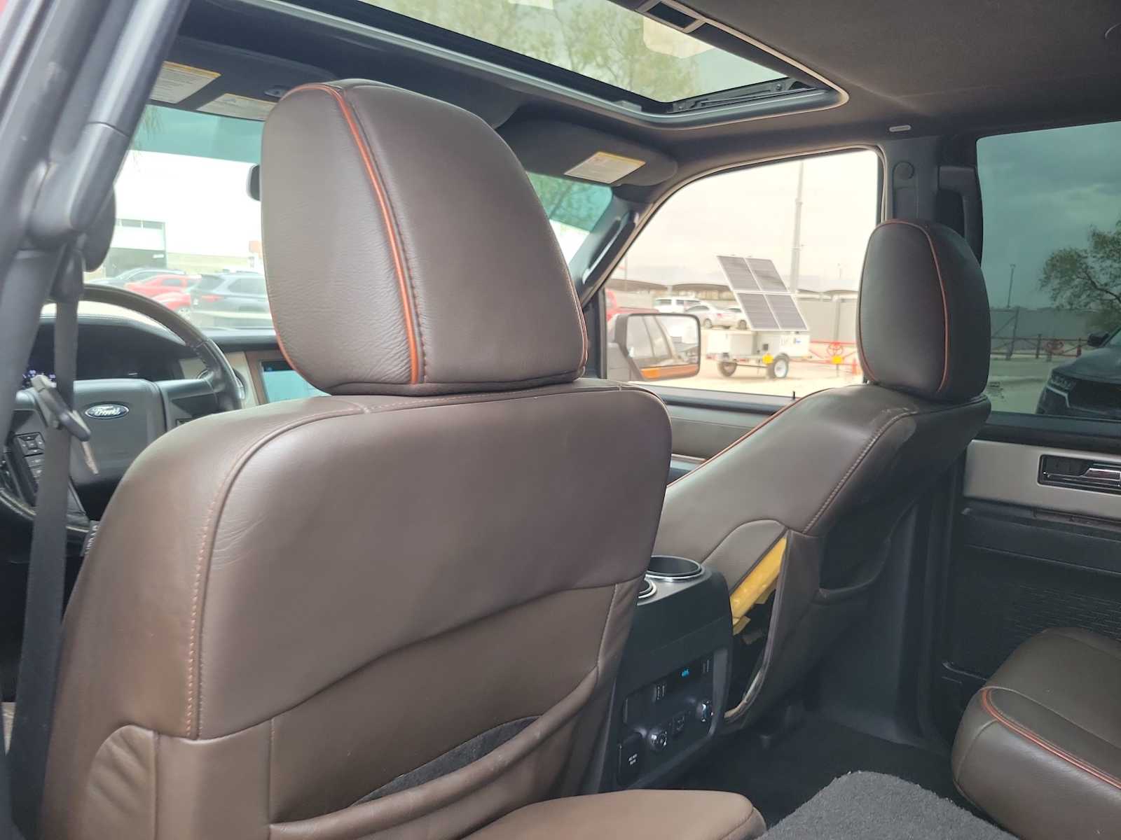 Thumbnail: 2016 Ford Expedition - 16