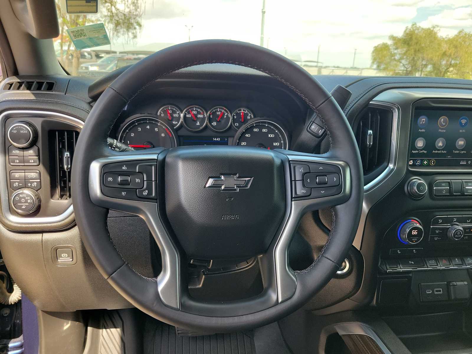 Thumbnail: 2022 Chevrolet Silverado 1500 - 15