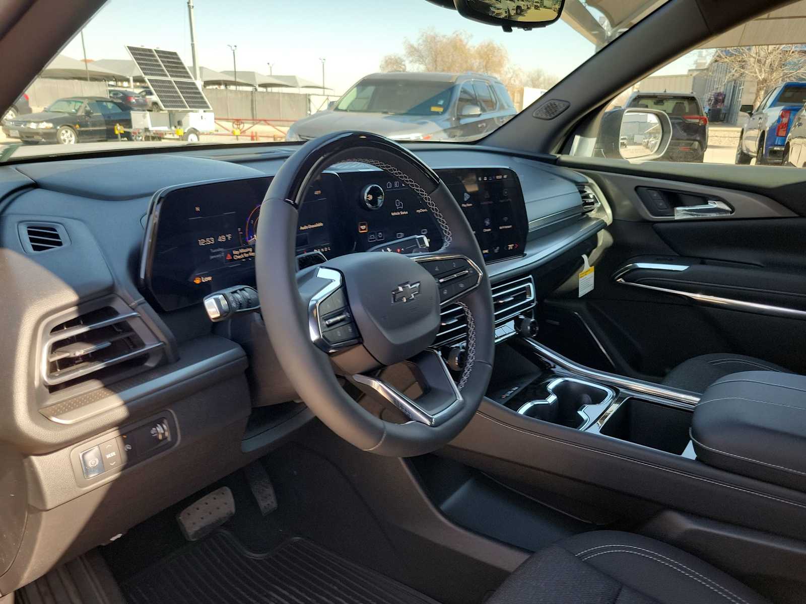 Thumbnail: 2026 Chevrolet Traverse - 2