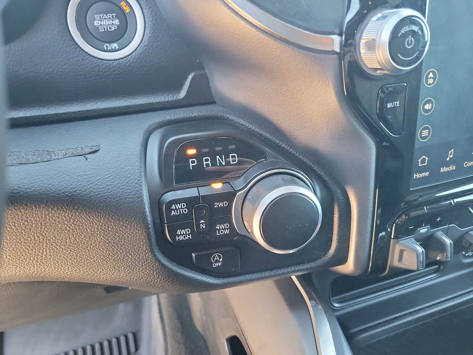 Thumbnail: 2024 RAM 1500 - 17