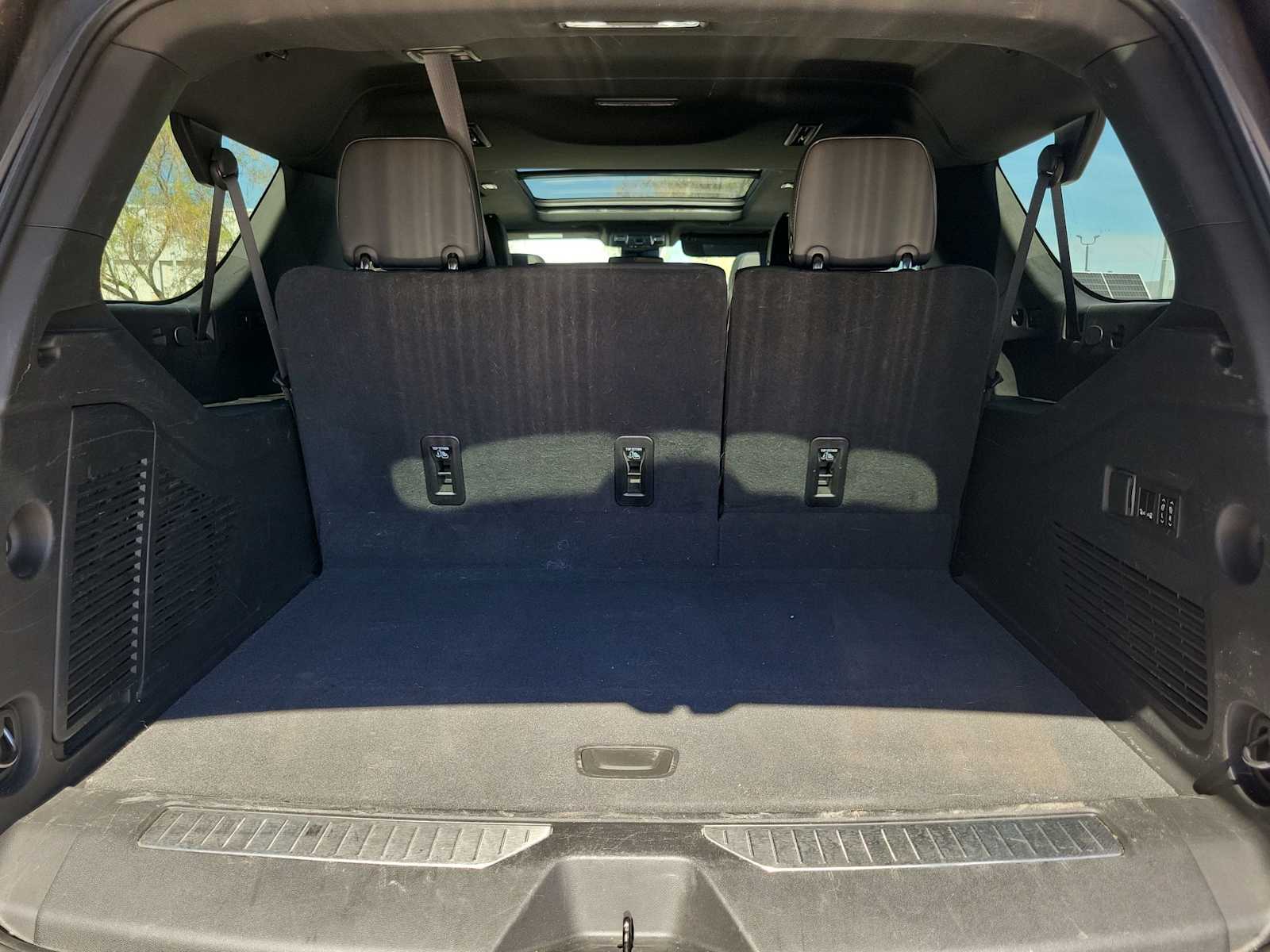 Thumbnail: 2024 Chevrolet Suburban - 19