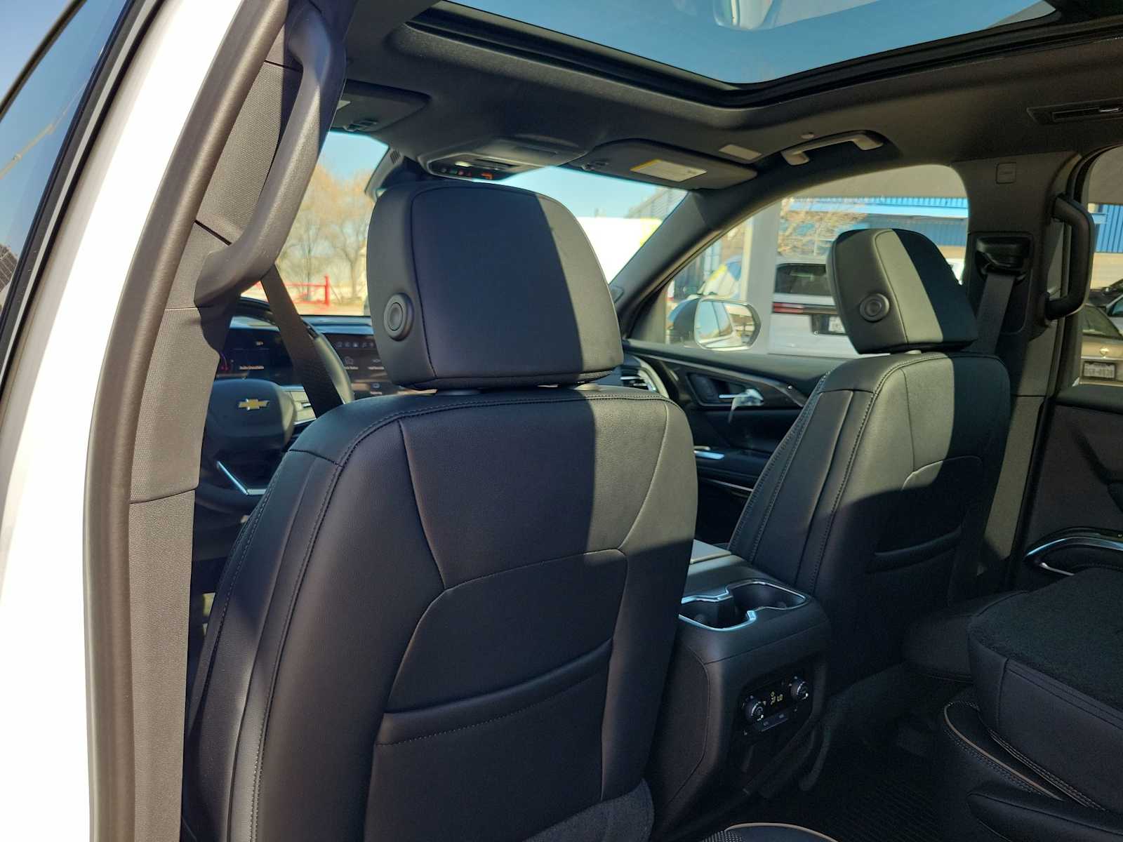 Thumbnail: 2026 Chevrolet Traverse - 8