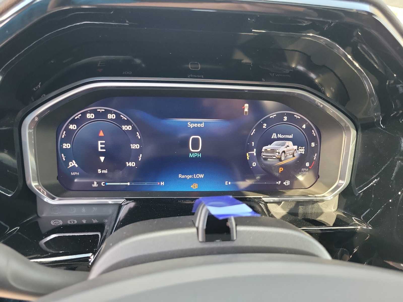 Thumbnail: 2026 Chevrolet Silverado 1500 - 18