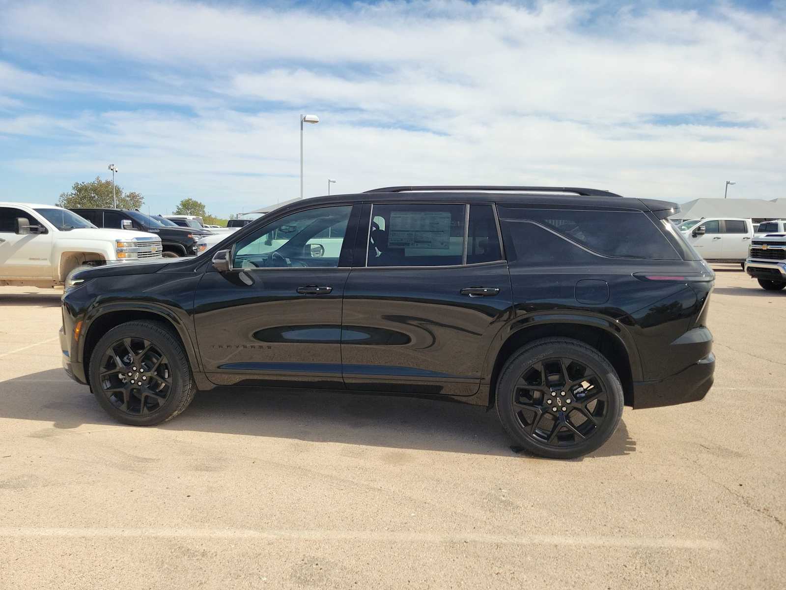 Thumbnail: 2026 Chevrolet Traverse - 5