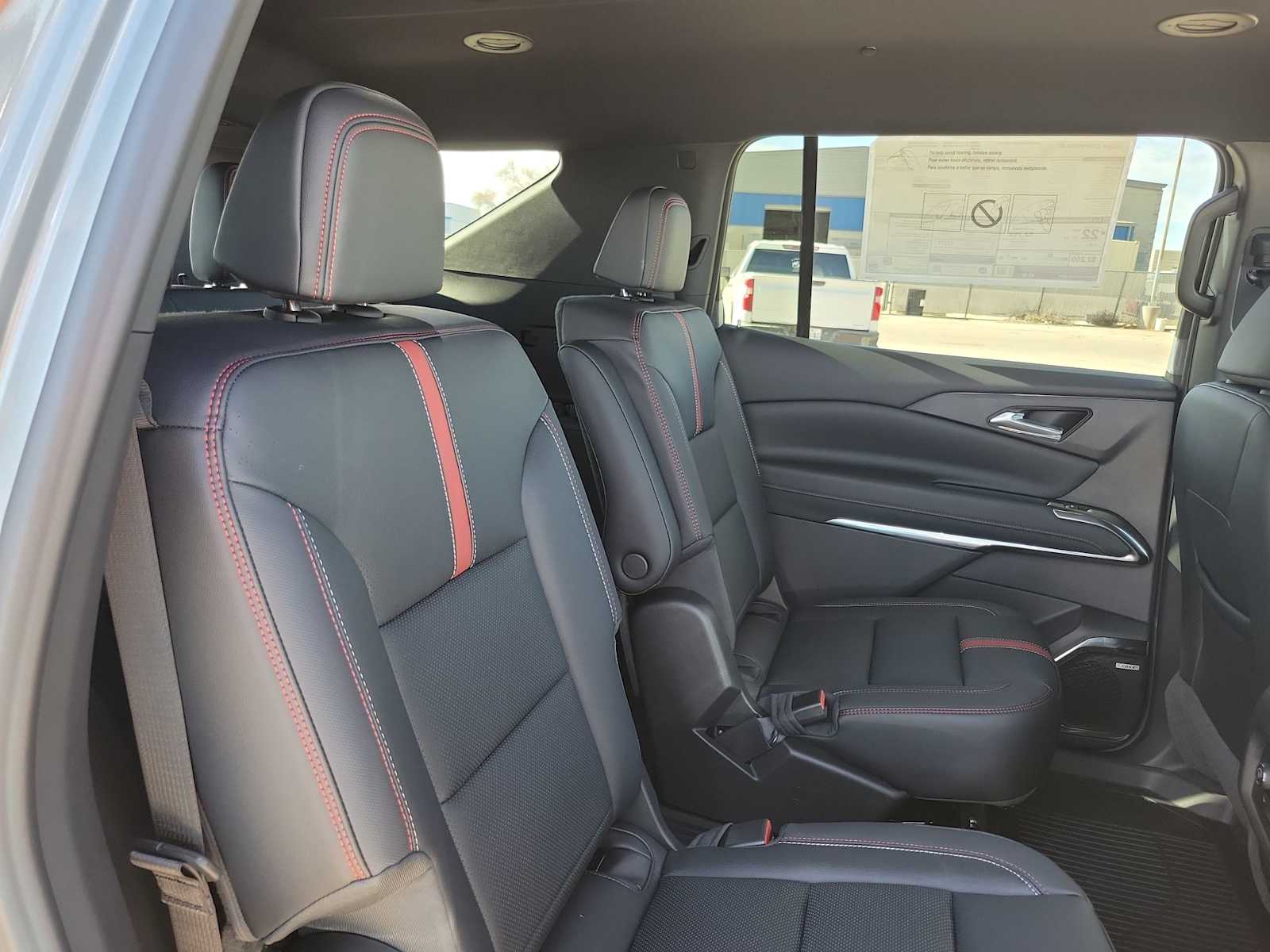 Thumbnail: 2026 Chevrolet Traverse - 13