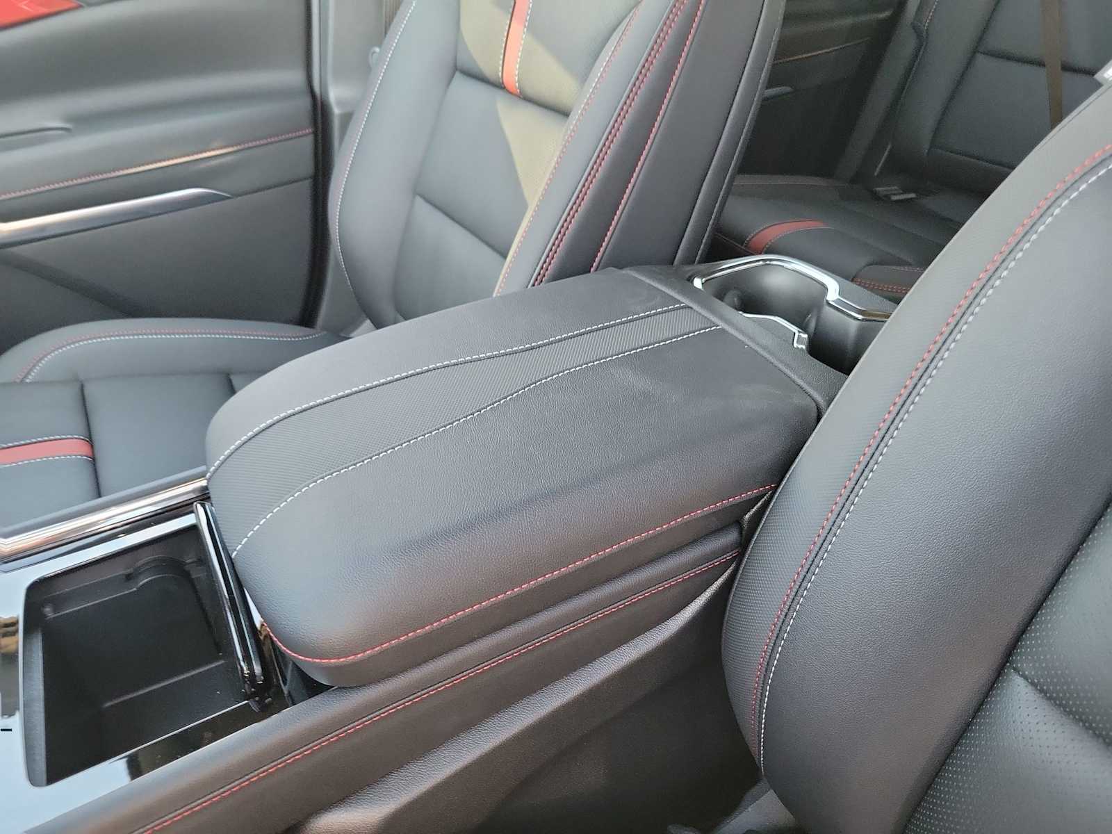 Thumbnail: 2026 Chevrolet Traverse - 16