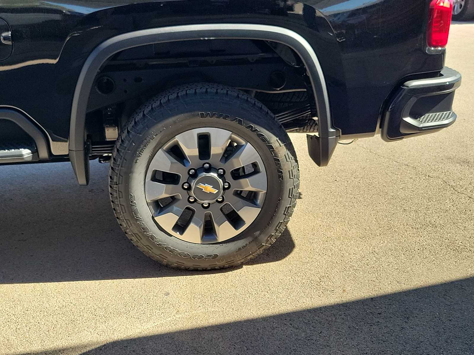 Thumbnail: 2026 Chevrolet Silverado 2500 - 8