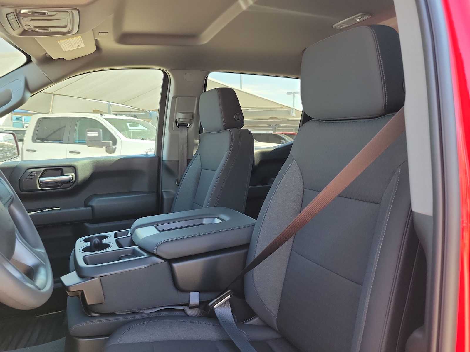 Thumbnail: 2026 Chevrolet Silverado 1500 - 11