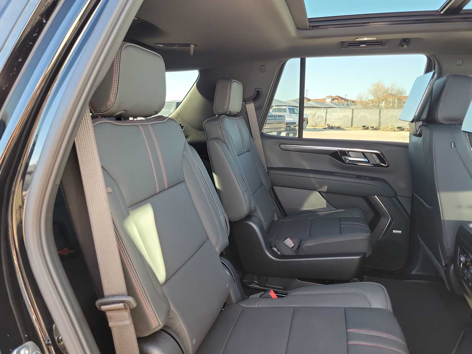 Thumbnail: 2026 Chevrolet Tahoe - 9