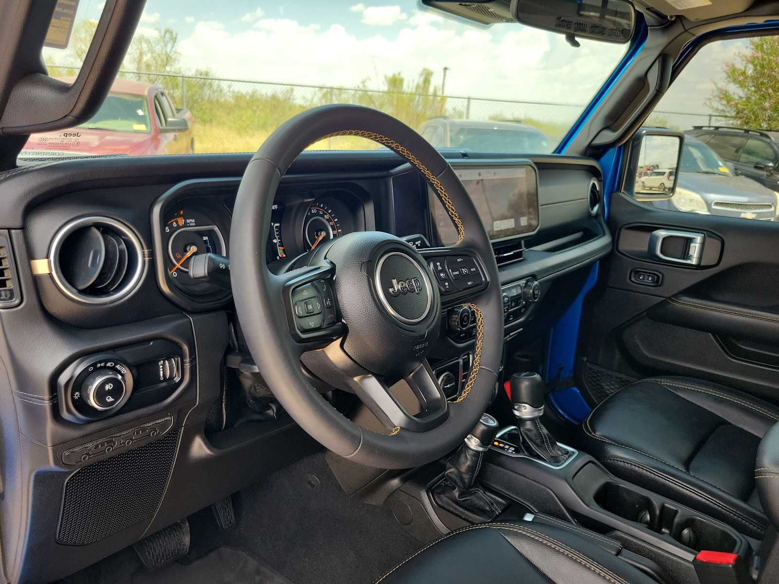 Thumbnail: 2024 Jeep Gladiator - 2