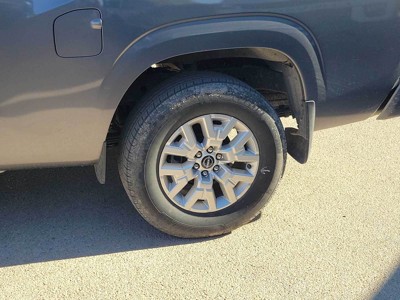 Thumbnail: 2023 Nissan Frontier - 8