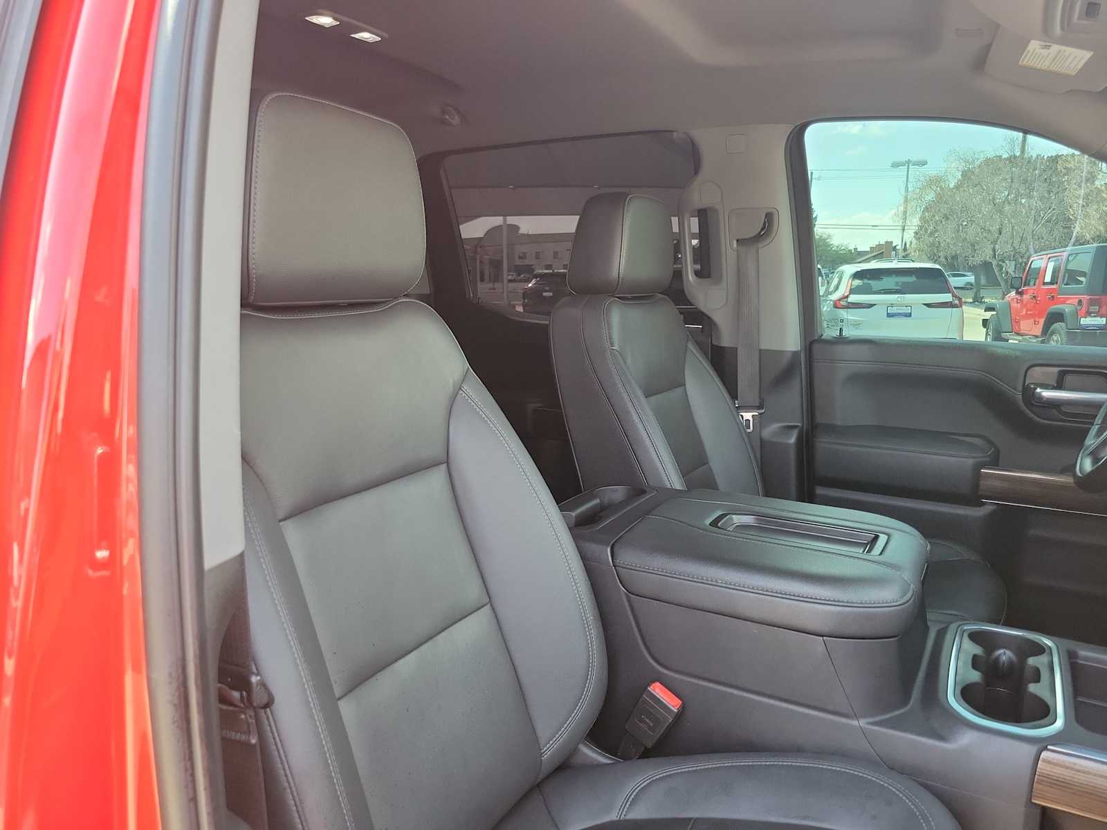 Thumbnail: 2021 Chevrolet Silverado 1500 - 10