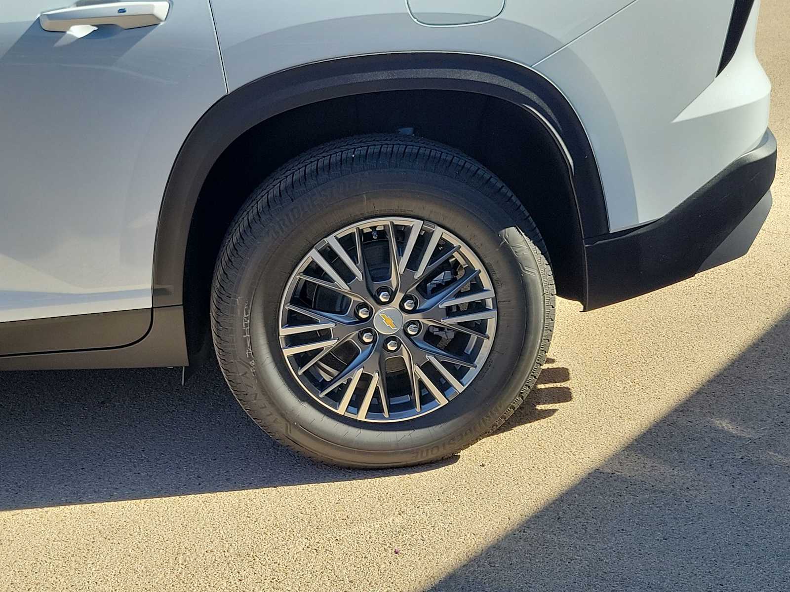 Thumbnail: 2026 Chevrolet Traverse - 8