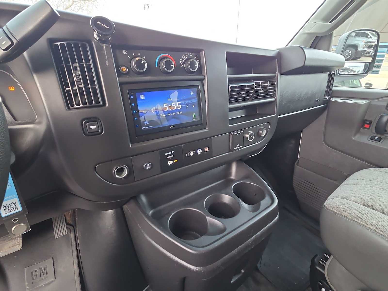 Thumbnail: 2017 Chevrolet Express - 21