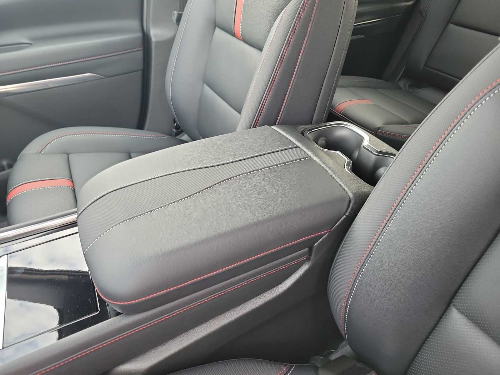 Thumbnail: 2026 Chevrolet Traverse - 16