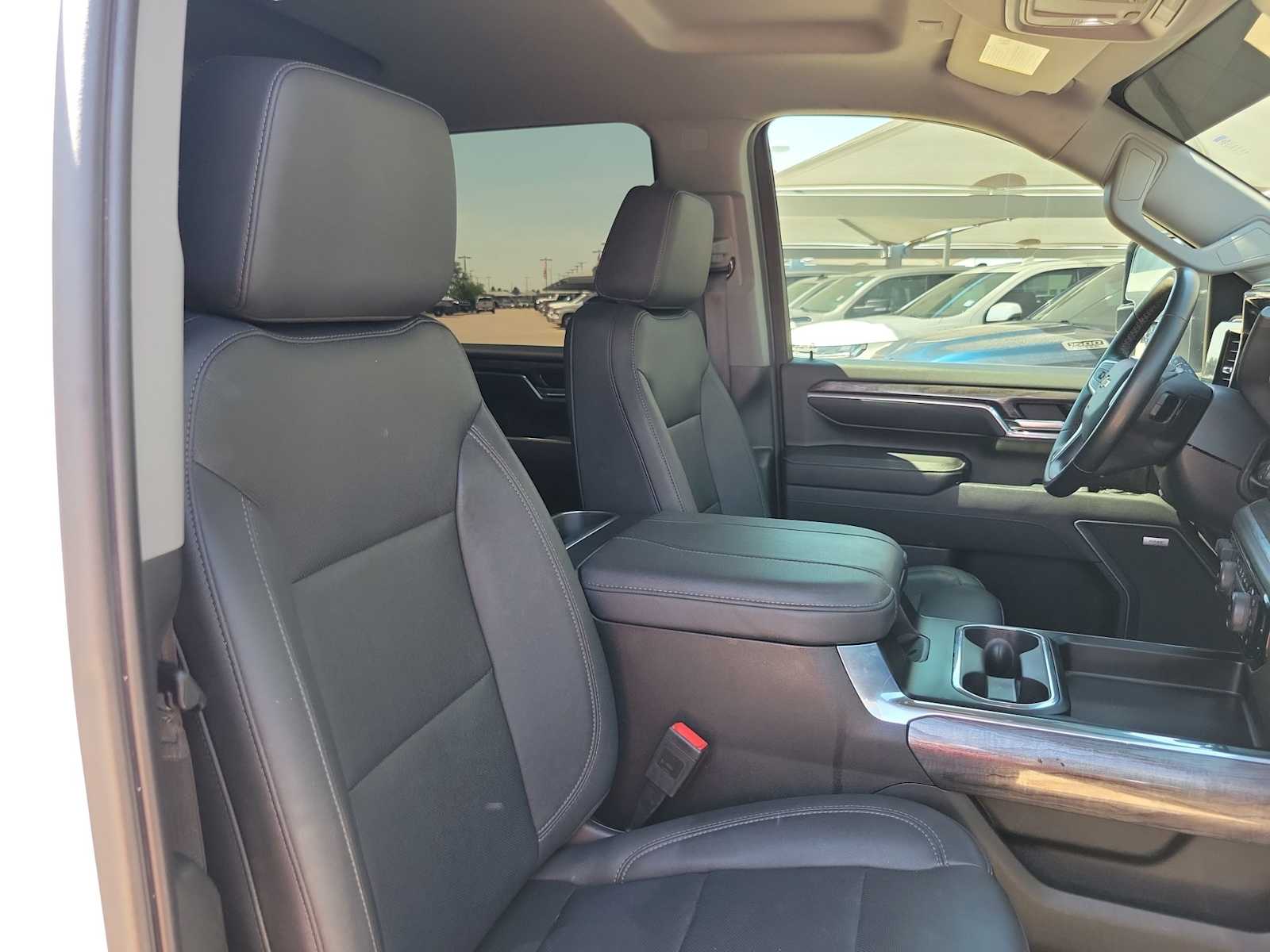 2024 Chevrolet Silverado 2500 LTZ 14