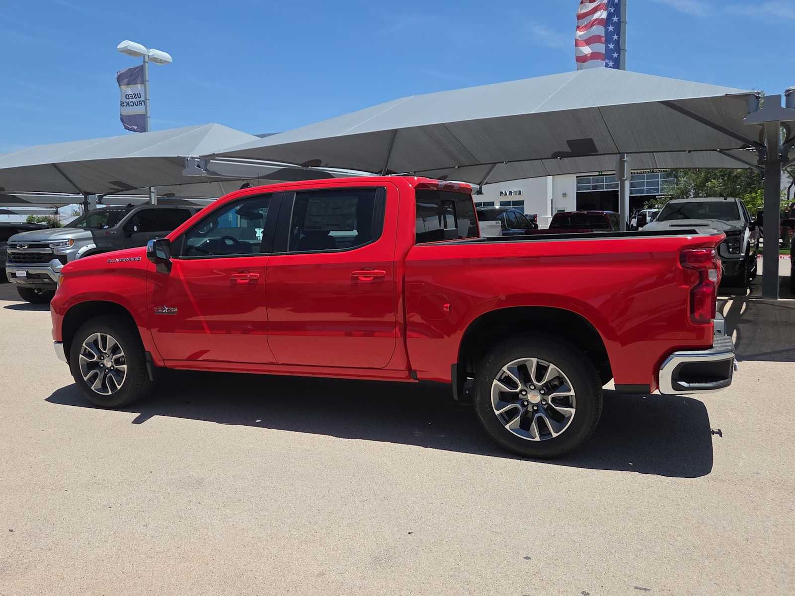 Thumbnail: 2026 Chevrolet Silverado 1500 - 5