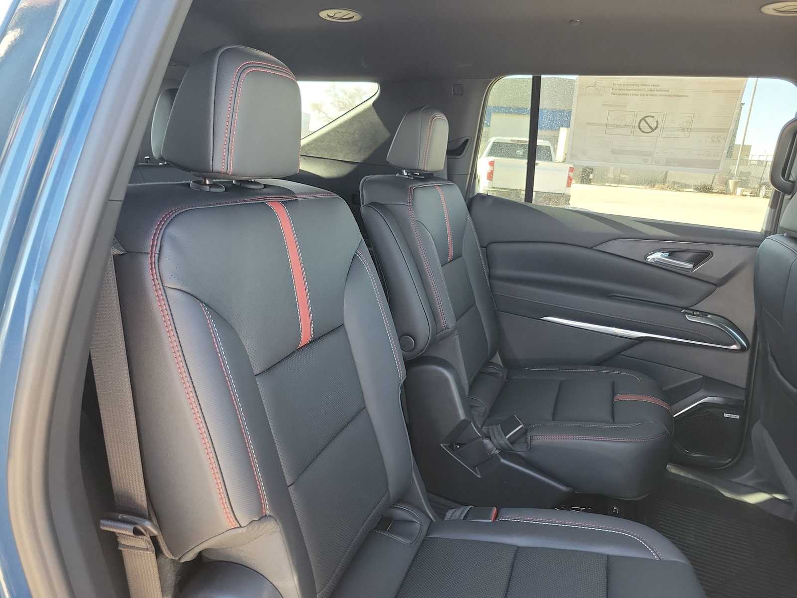 Thumbnail: 2026 Chevrolet Traverse - 13