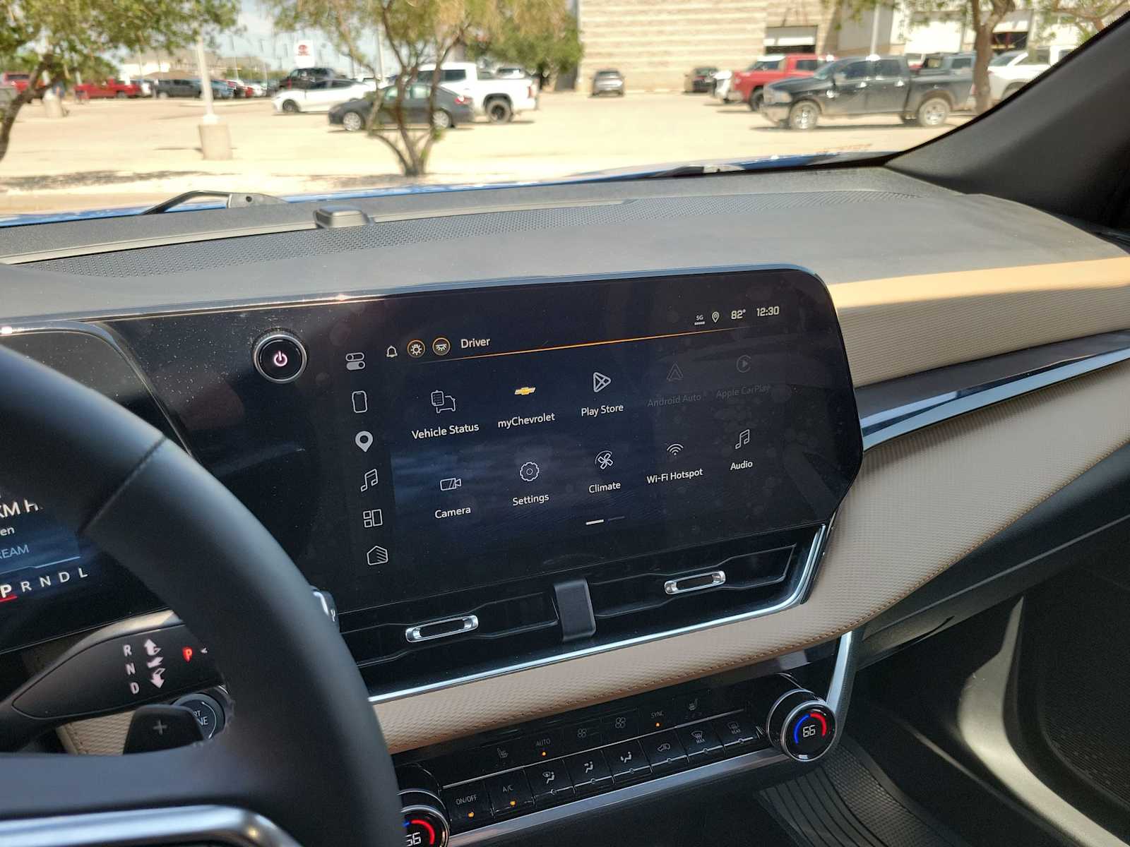 Thumbnail: 2026 Chevrolet Equinox - 24