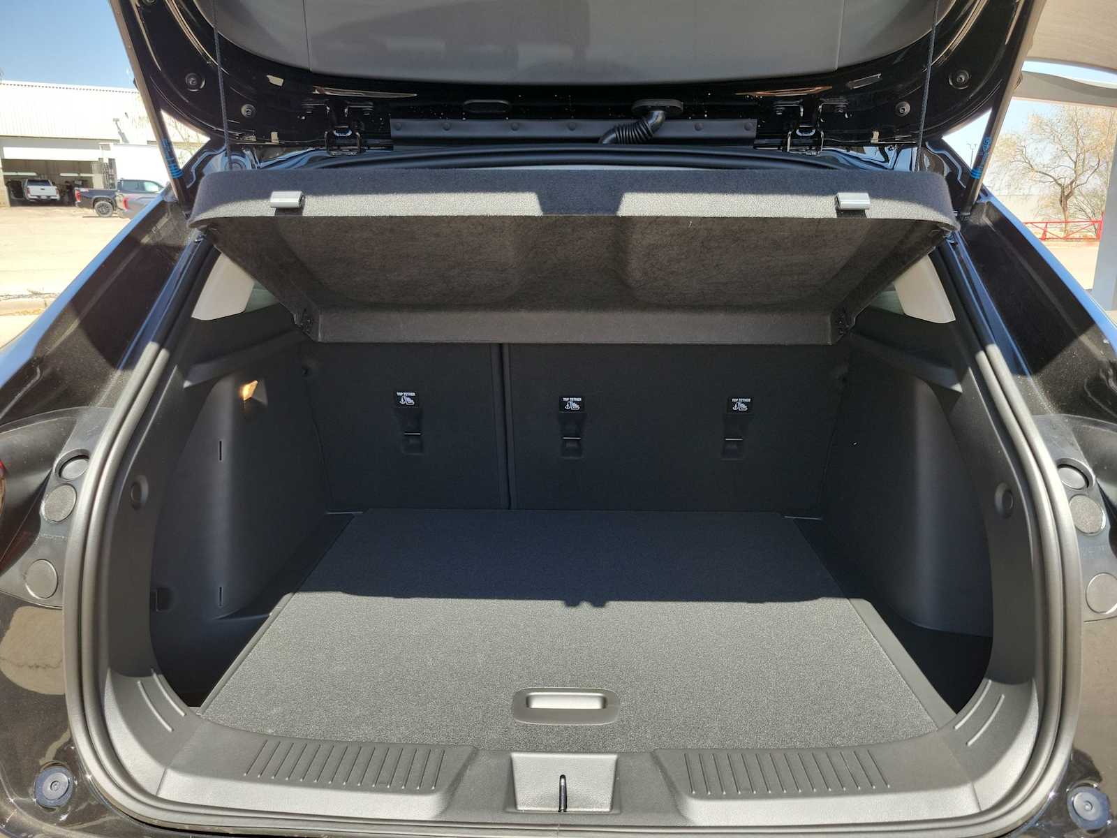 Thumbnail: 2026 Chevrolet Trax - 23