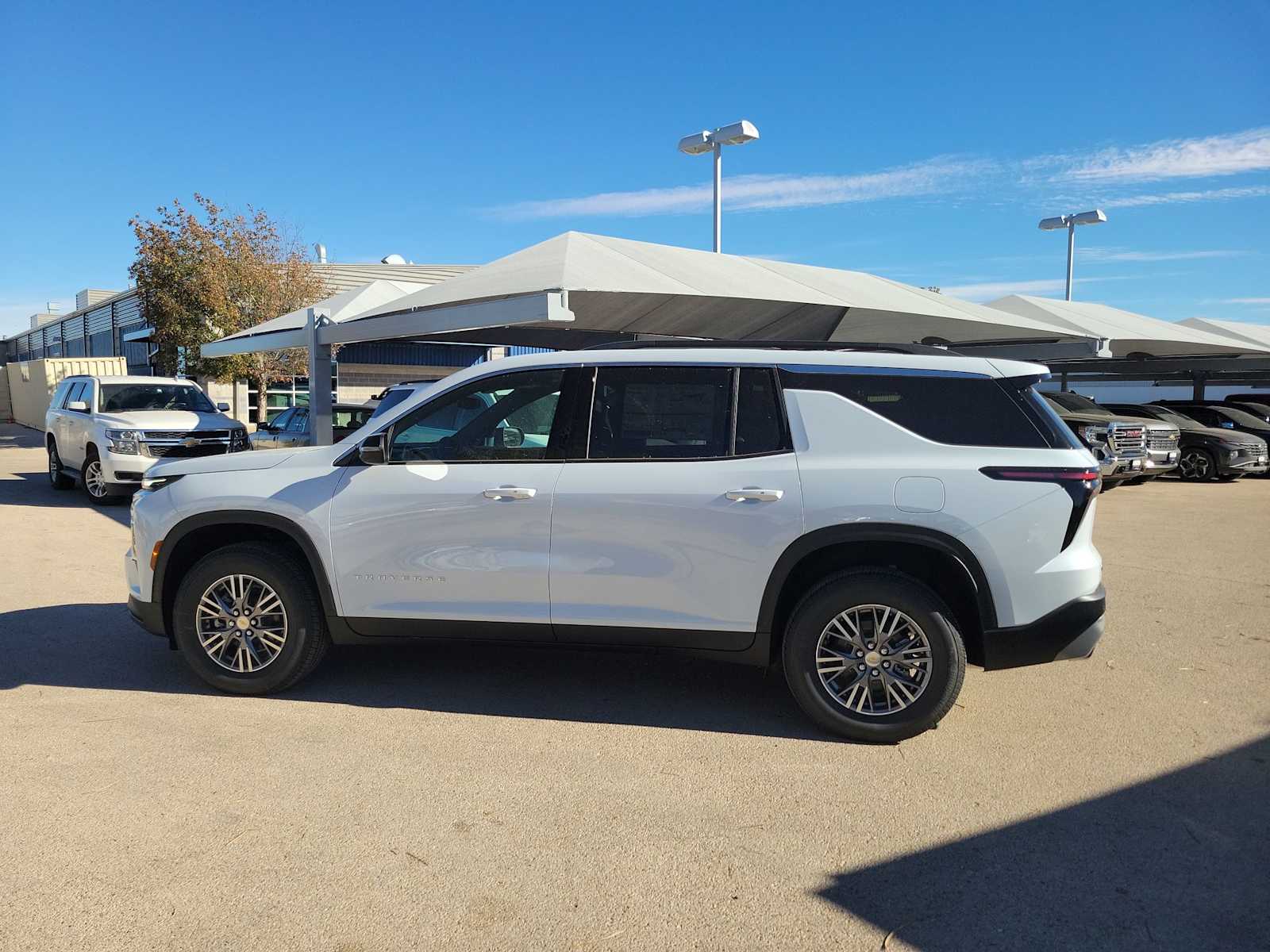 Thumbnail: 2026 Chevrolet Traverse - 5