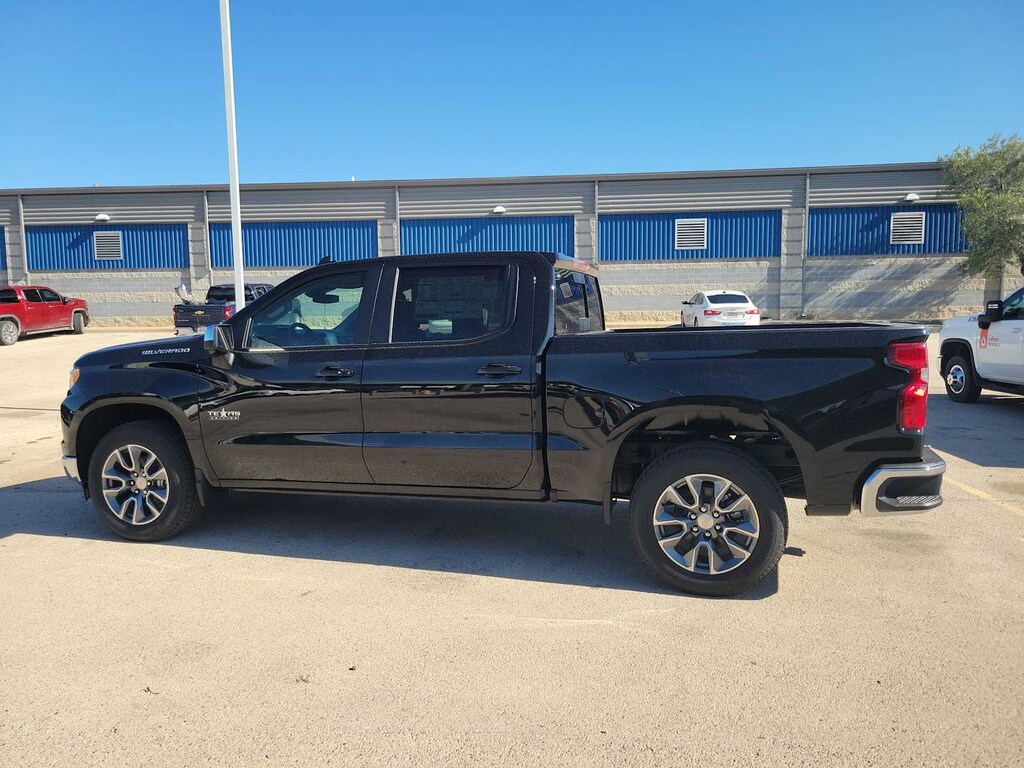 New 2026 Chevrolet Silverado 1500 LT w/1LT Truck Crew Cab