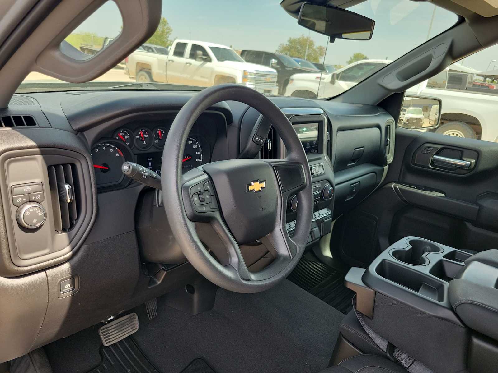 Thumbnail: 2026 Chevrolet Silverado 1500 - 10