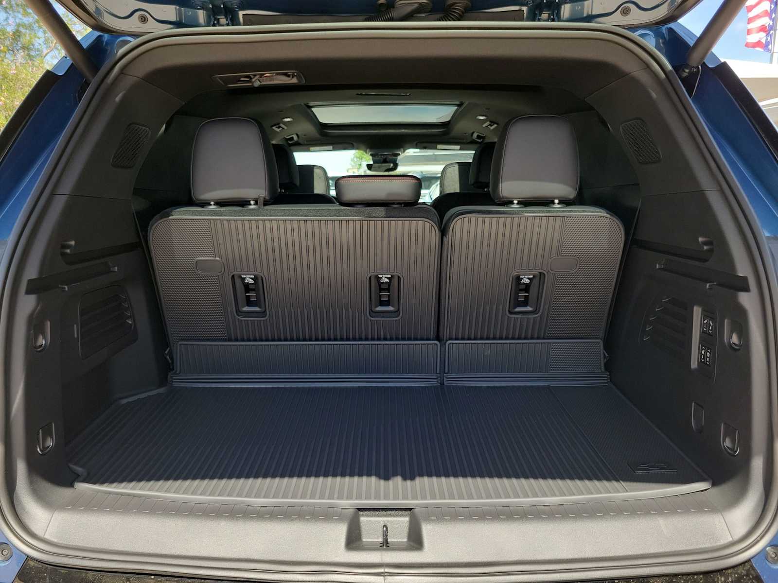 Thumbnail: 2026 Chevrolet Traverse - 23