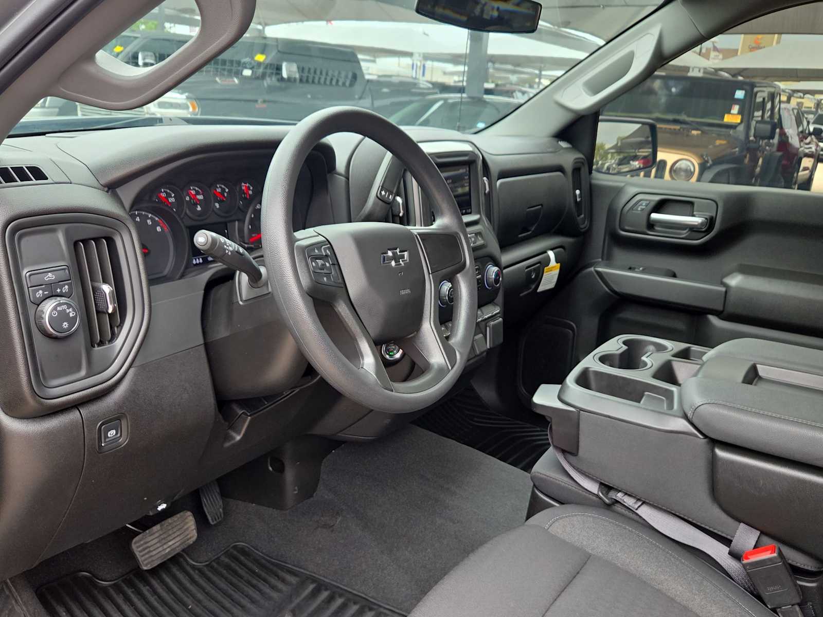 Thumbnail: 2026 Chevrolet Silverado 1500 - 10