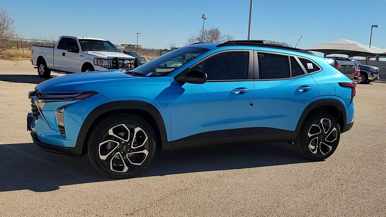 Thumbnail: 2026 Chevrolet Trax - 6