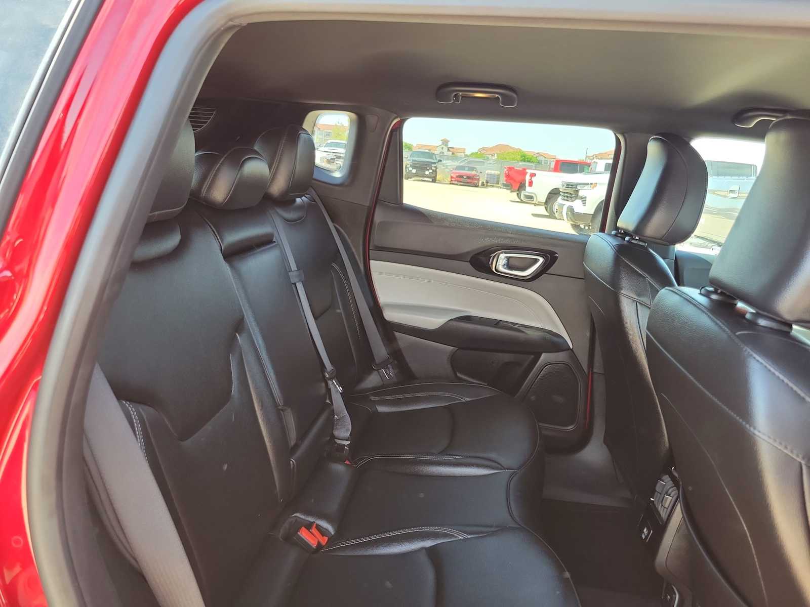 Thumbnail: 2025 Jeep Compass - 17