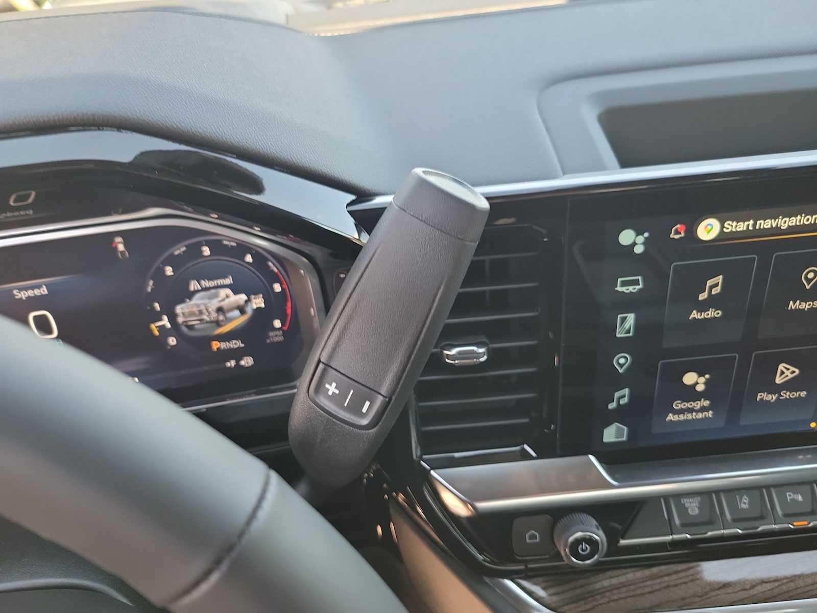 Thumbnail: 2026 Chevrolet Silverado 3500 - 17