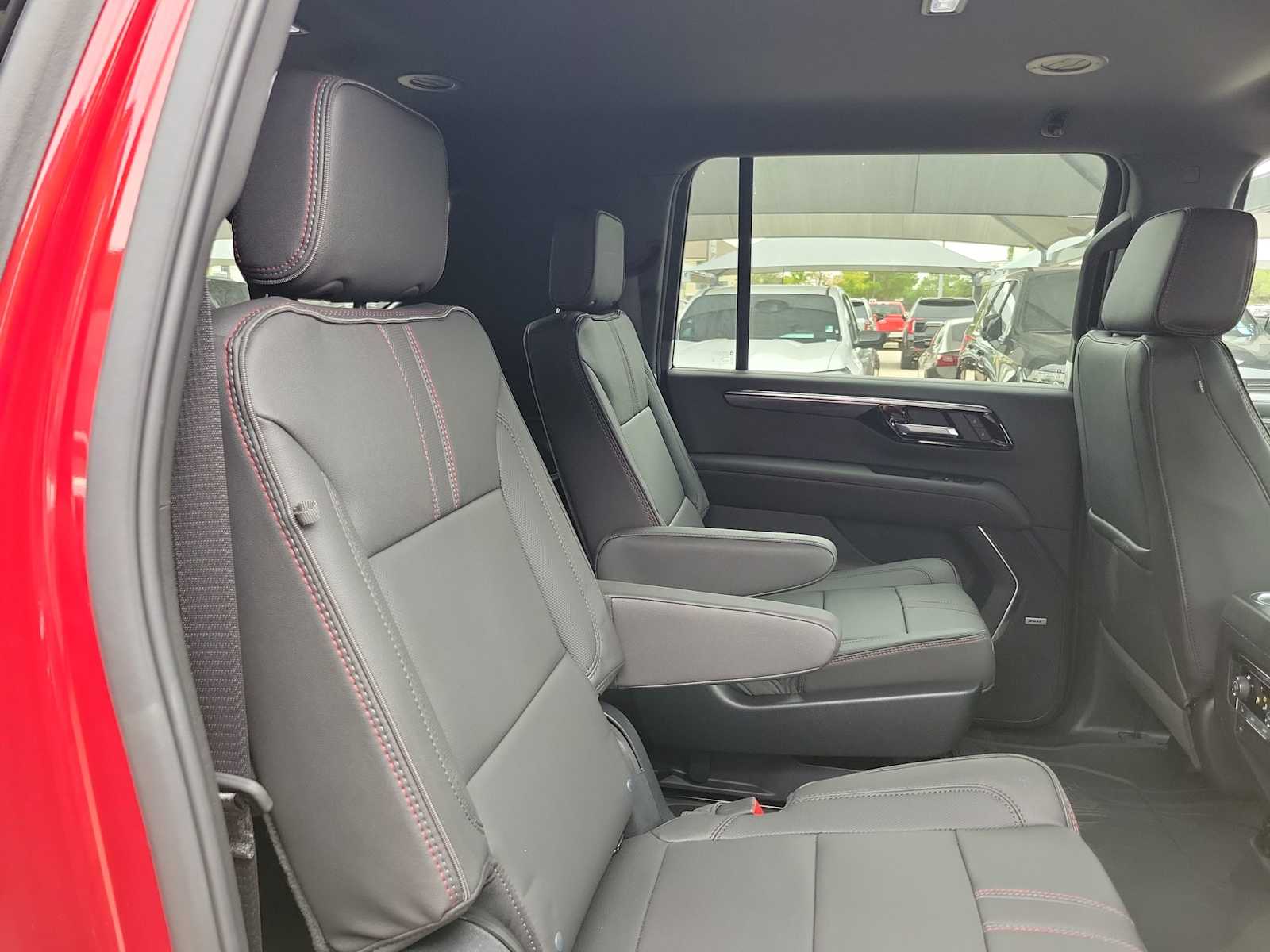 Thumbnail: 2026 Chevrolet Suburban - 13