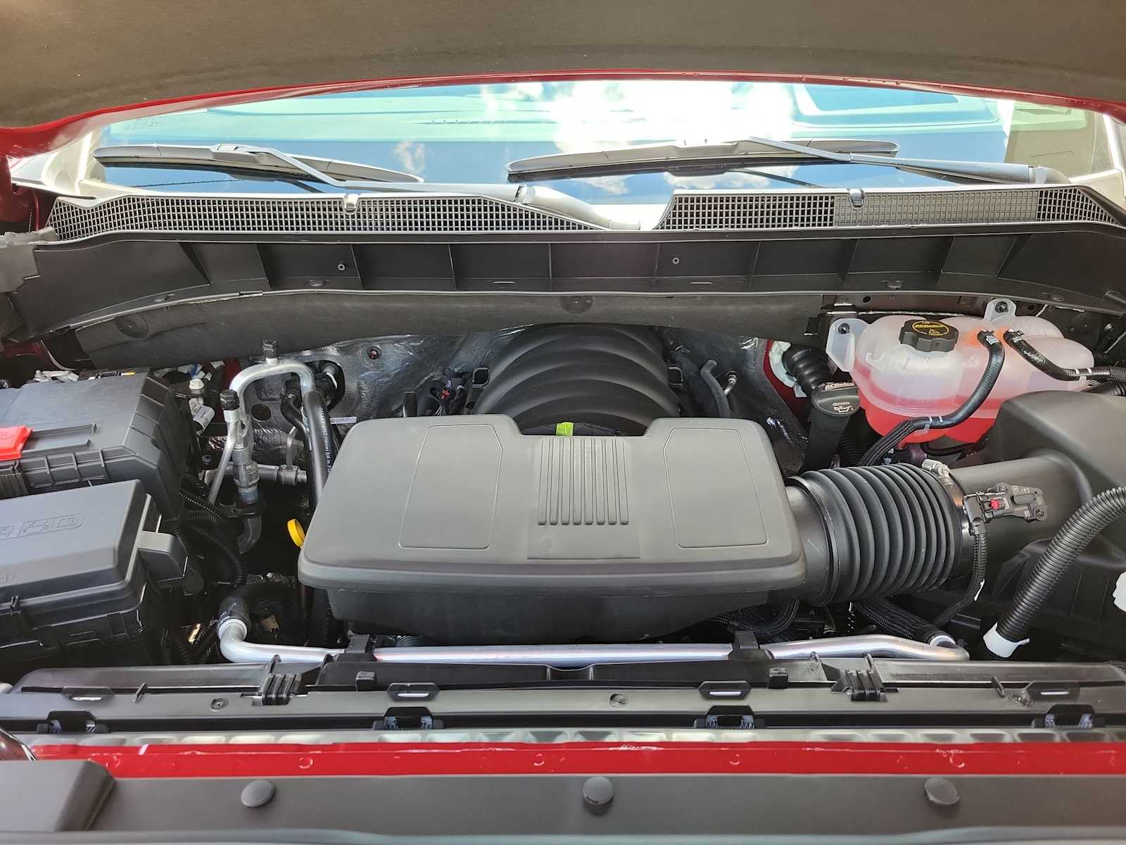 Thumbnail: 2026 Chevrolet Silverado 1500 - 9