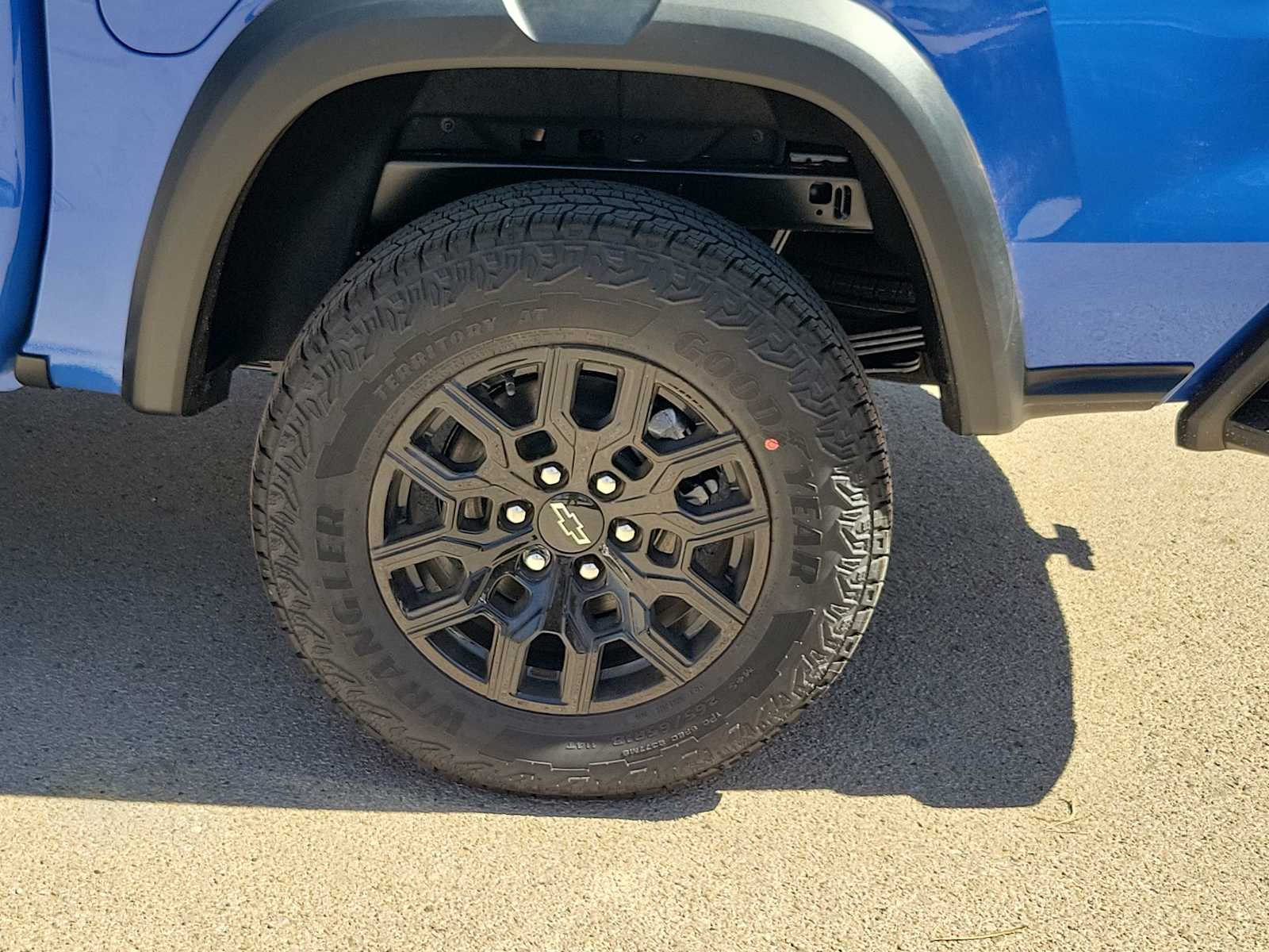 Thumbnail: 2026 Chevrolet Colorado - 12