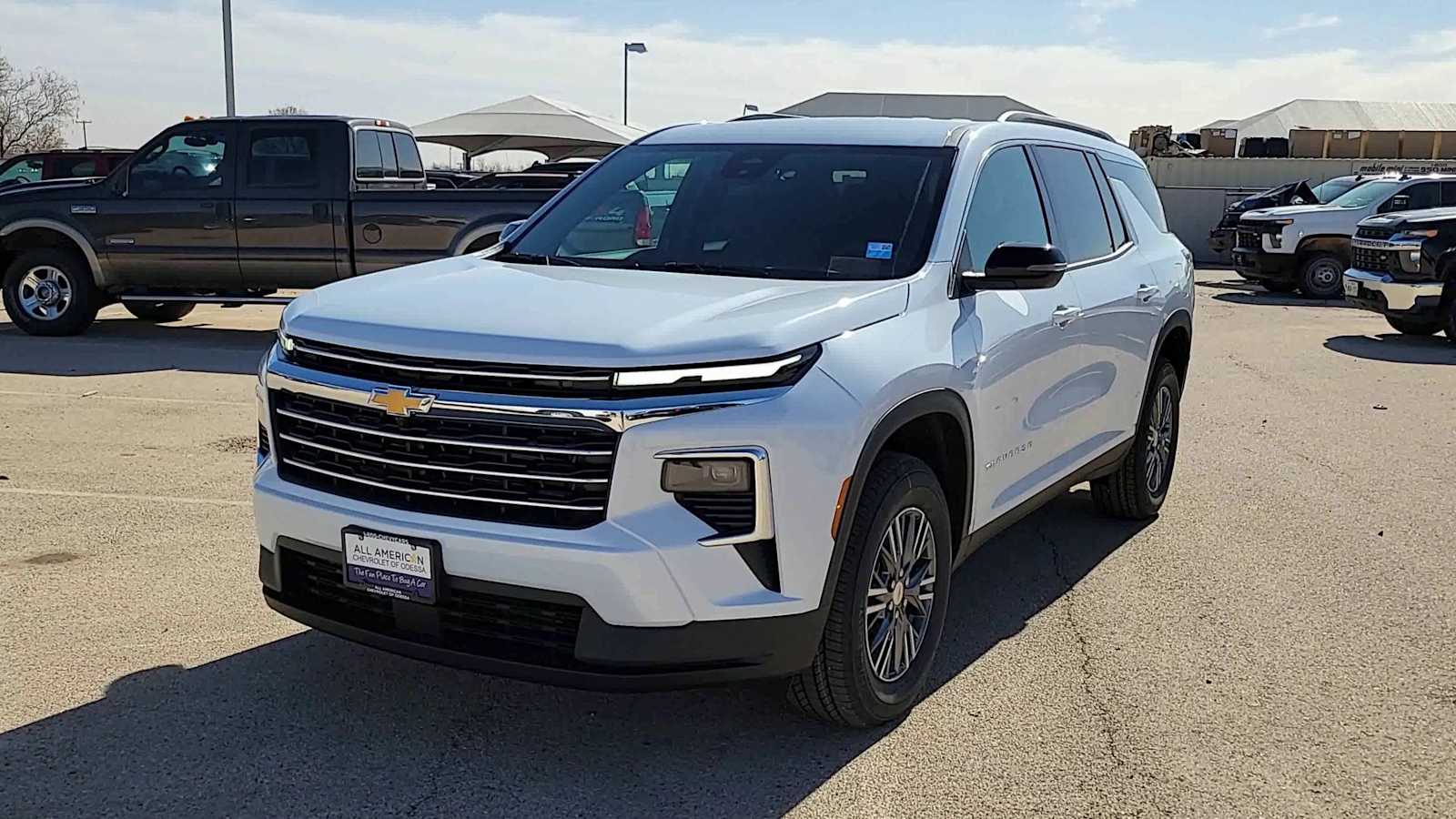 Thumbnail: 2026 Chevrolet Traverse - 5