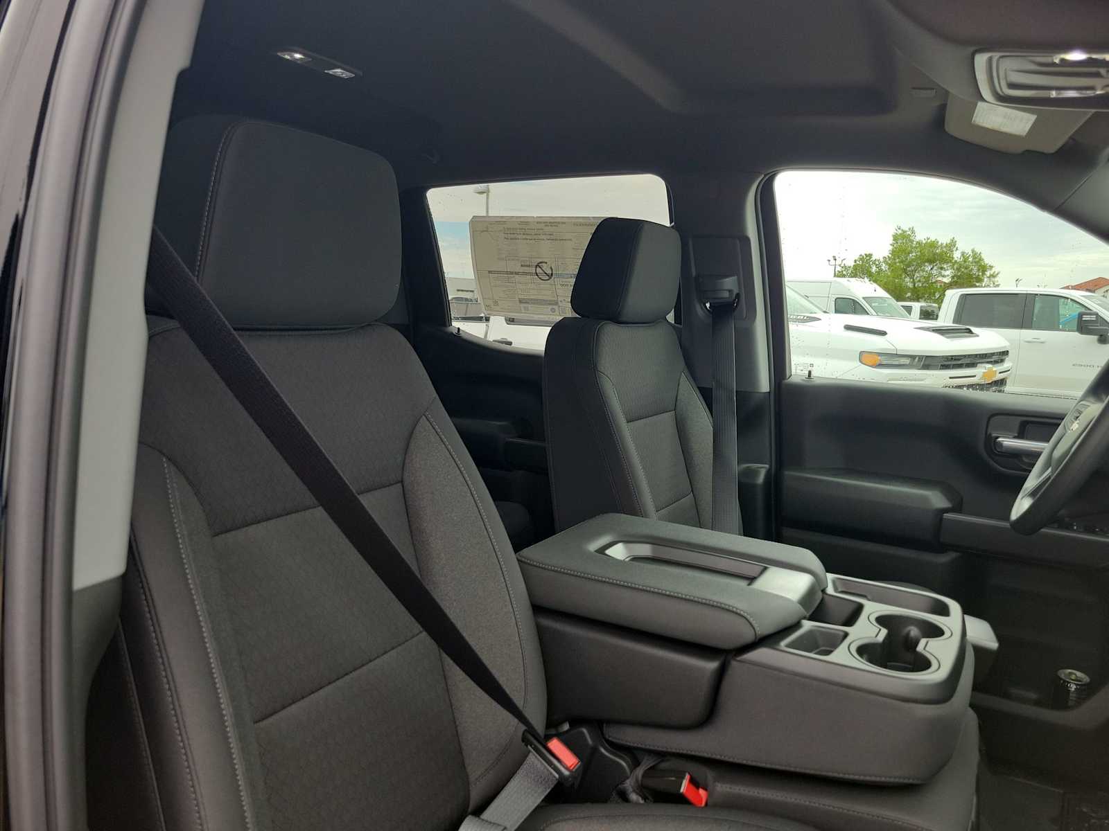 Thumbnail: 2026 Chevrolet Silverado 1500 - 18