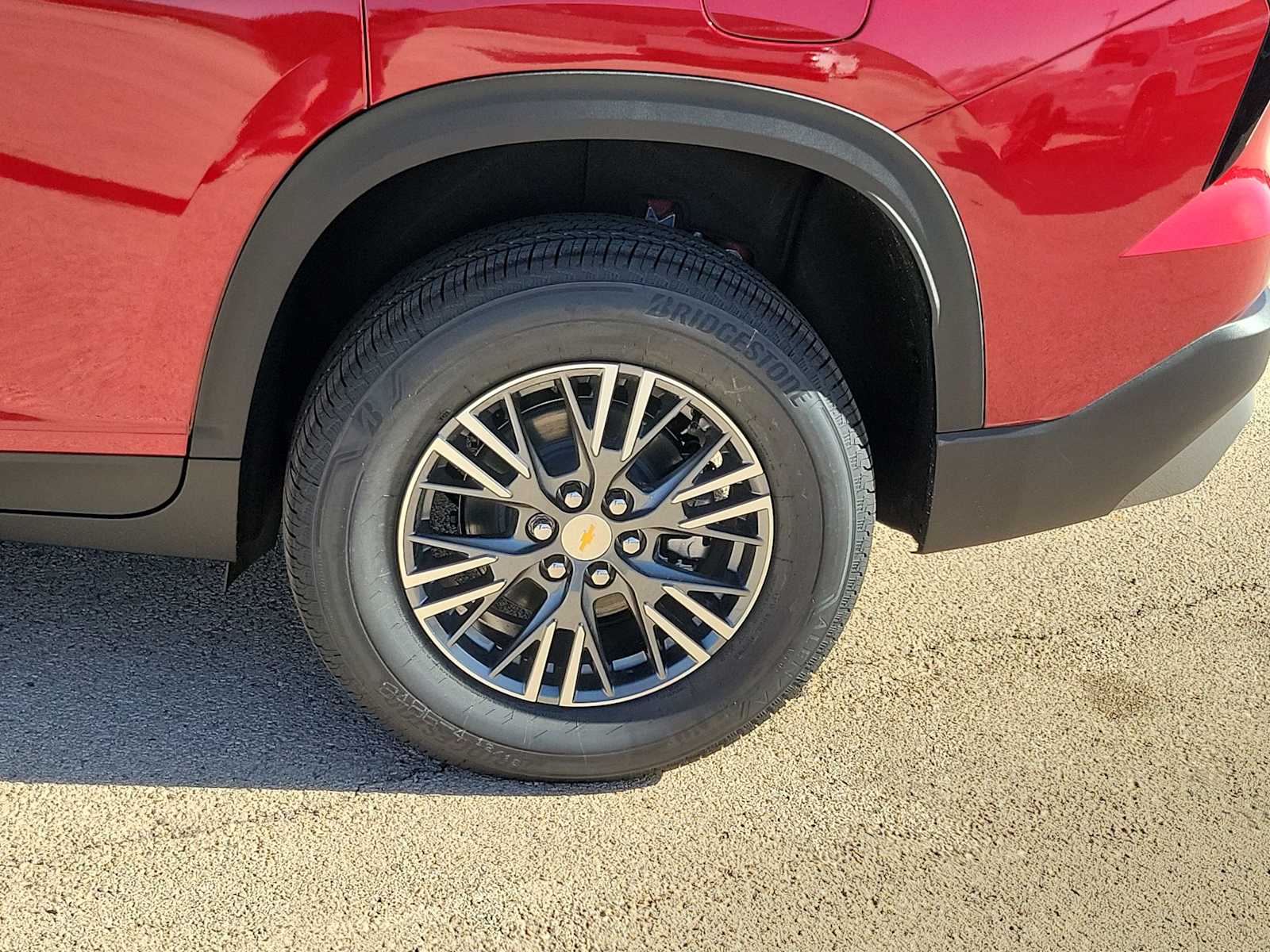 Thumbnail: 2026 Chevrolet Traverse - 8