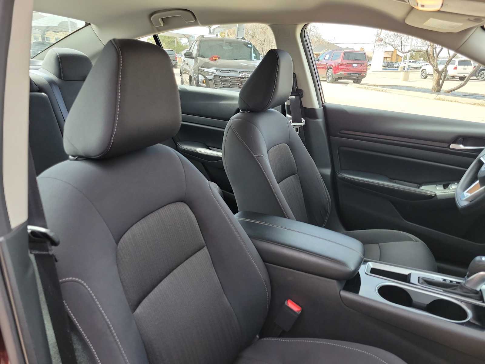 Thumbnail: 2024 Nissan Altima - 10