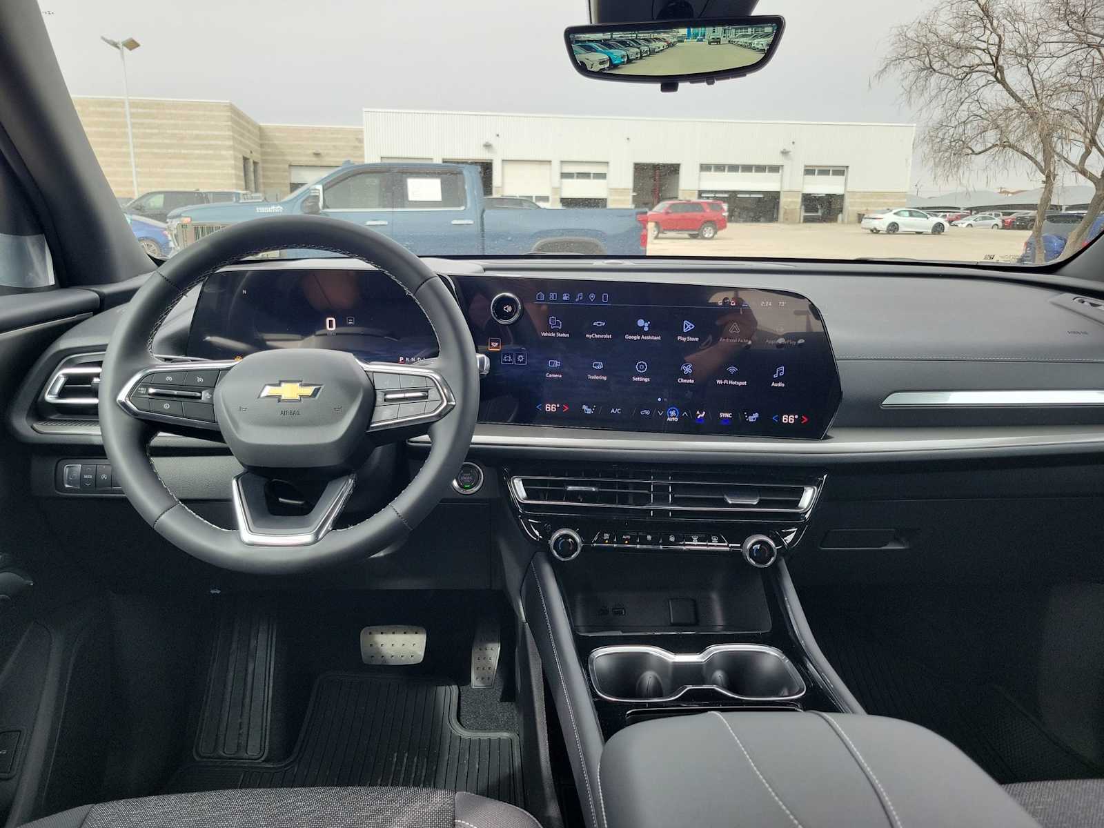 Thumbnail: 2026 Chevrolet Traverse - 6