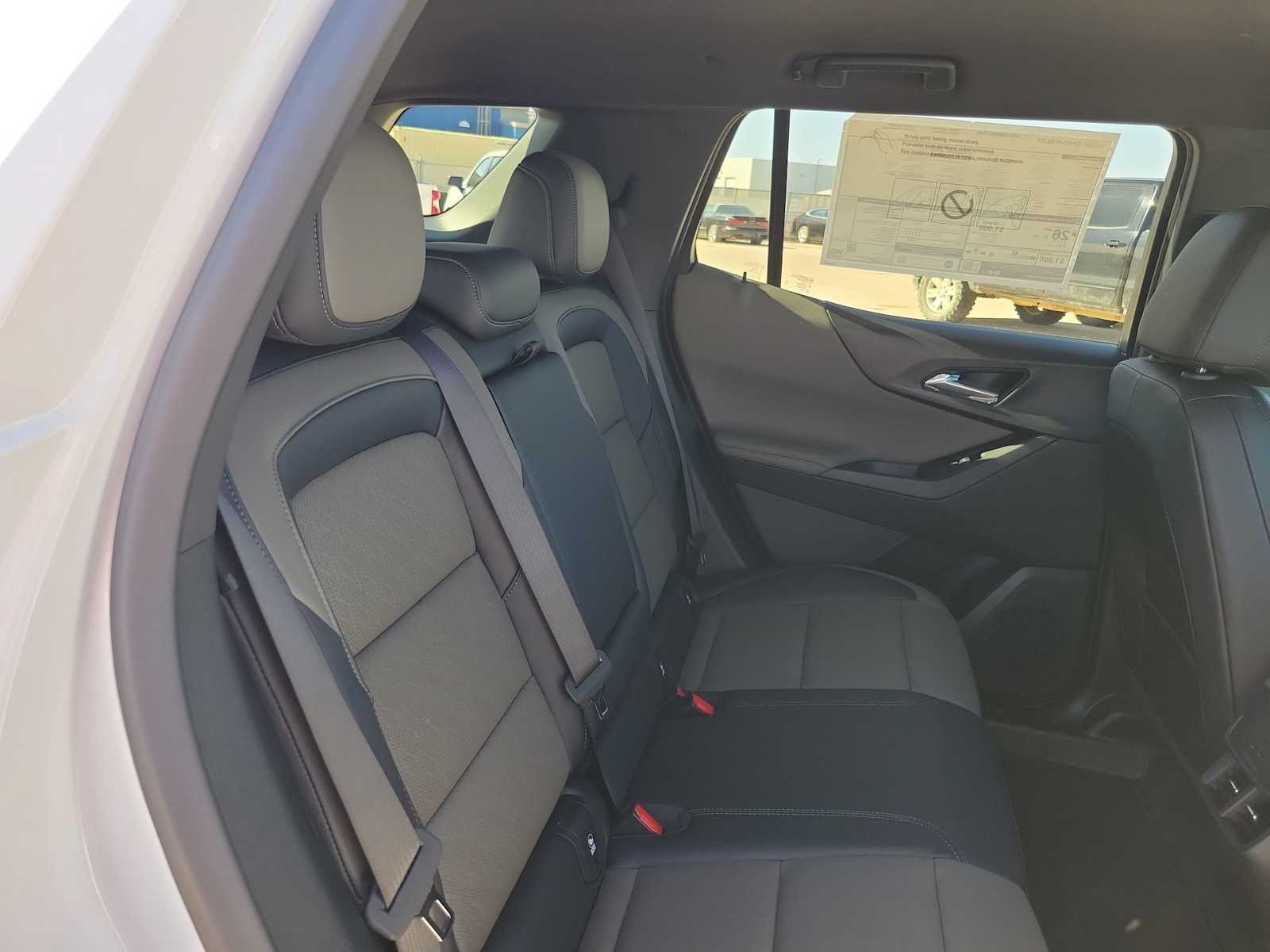 Thumbnail: 2026 Chevrolet Equinox - 17