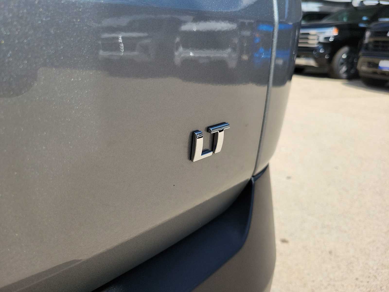 Thumbnail: 2023 Chevrolet Traverse - 7
